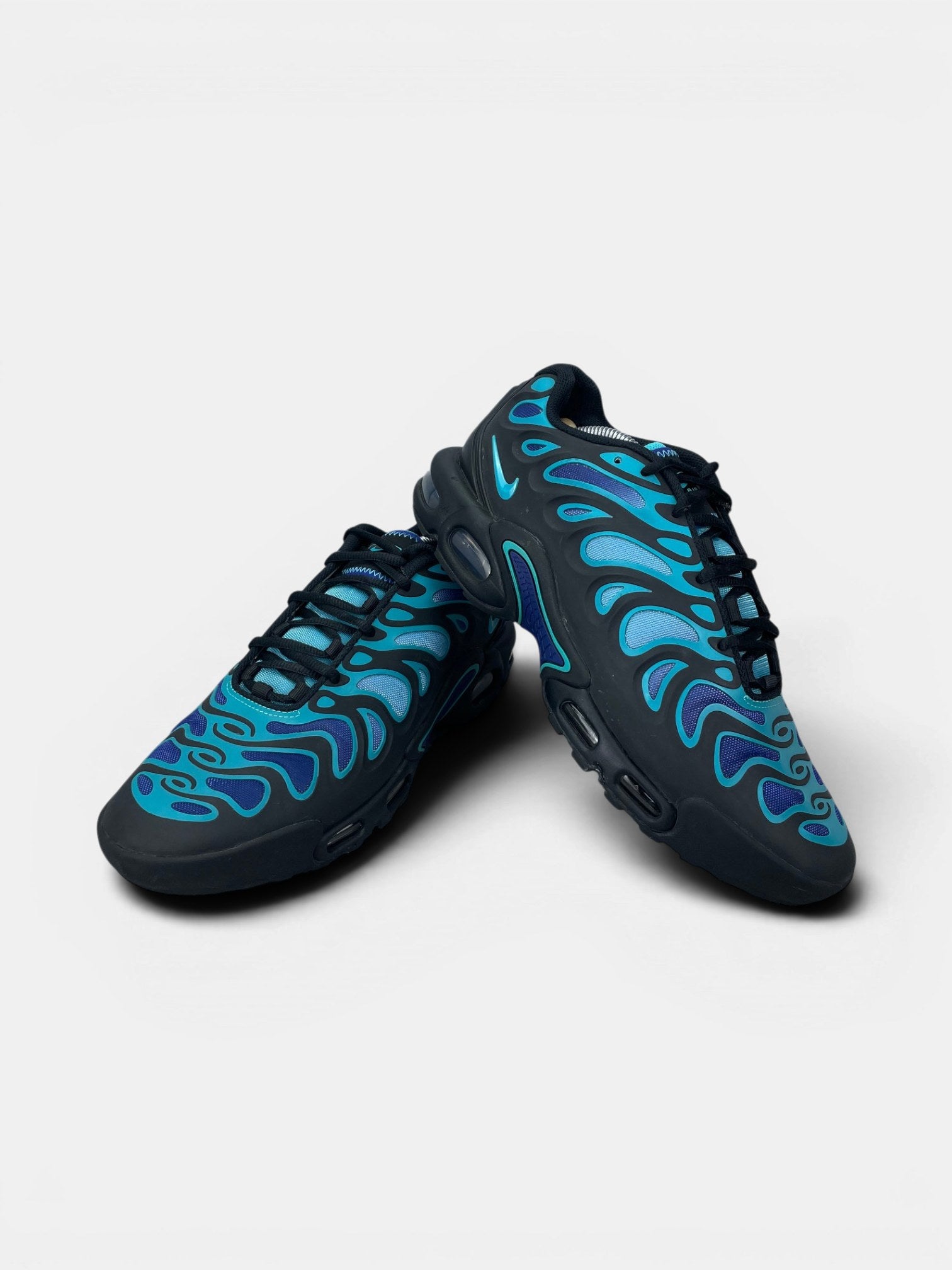 Nike Air Max Plus Drift Dusty Cactus — buty sportowe męskie w bardzo dobrym stanie rozmiar 44, boczny profil