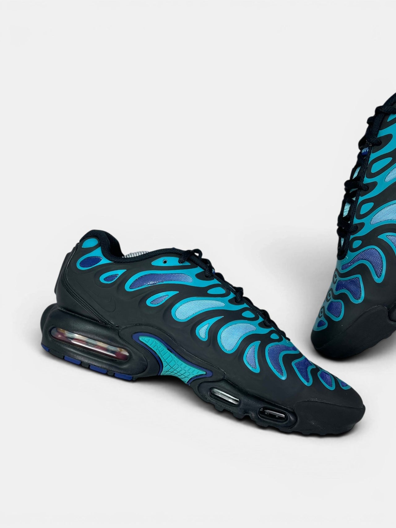 Nike Air Max Plus Drift Dusty Cactus — buty sportowe męskie w bardzo dobrym stanie rozmiar 44, wewnętrzny panel lewego buta