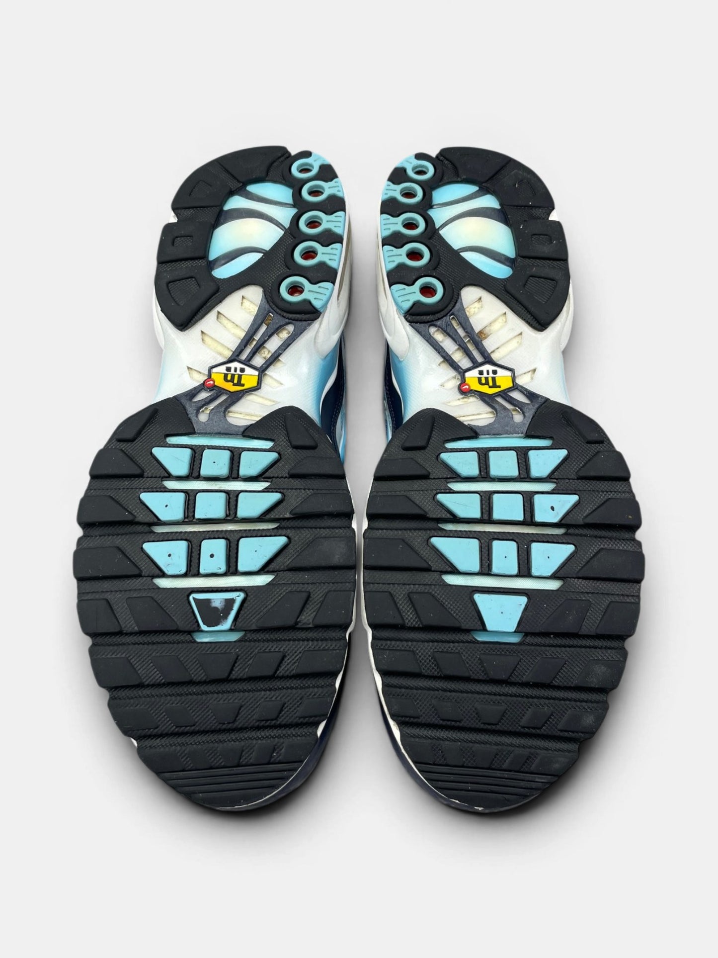 Nike Air Max Plus Dark Obsidian — buty sportowe męskie w bardzo dobrym stanie rozmiar 44, podeszwa