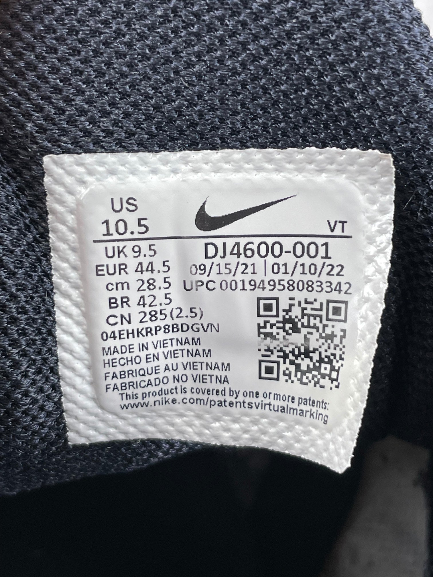 Nike Air Max Plus 3 Black White — buty sportowe męskie w bardzo dobrym stanie rozmiar 44.5, opcjonalne zdjęcie 2
