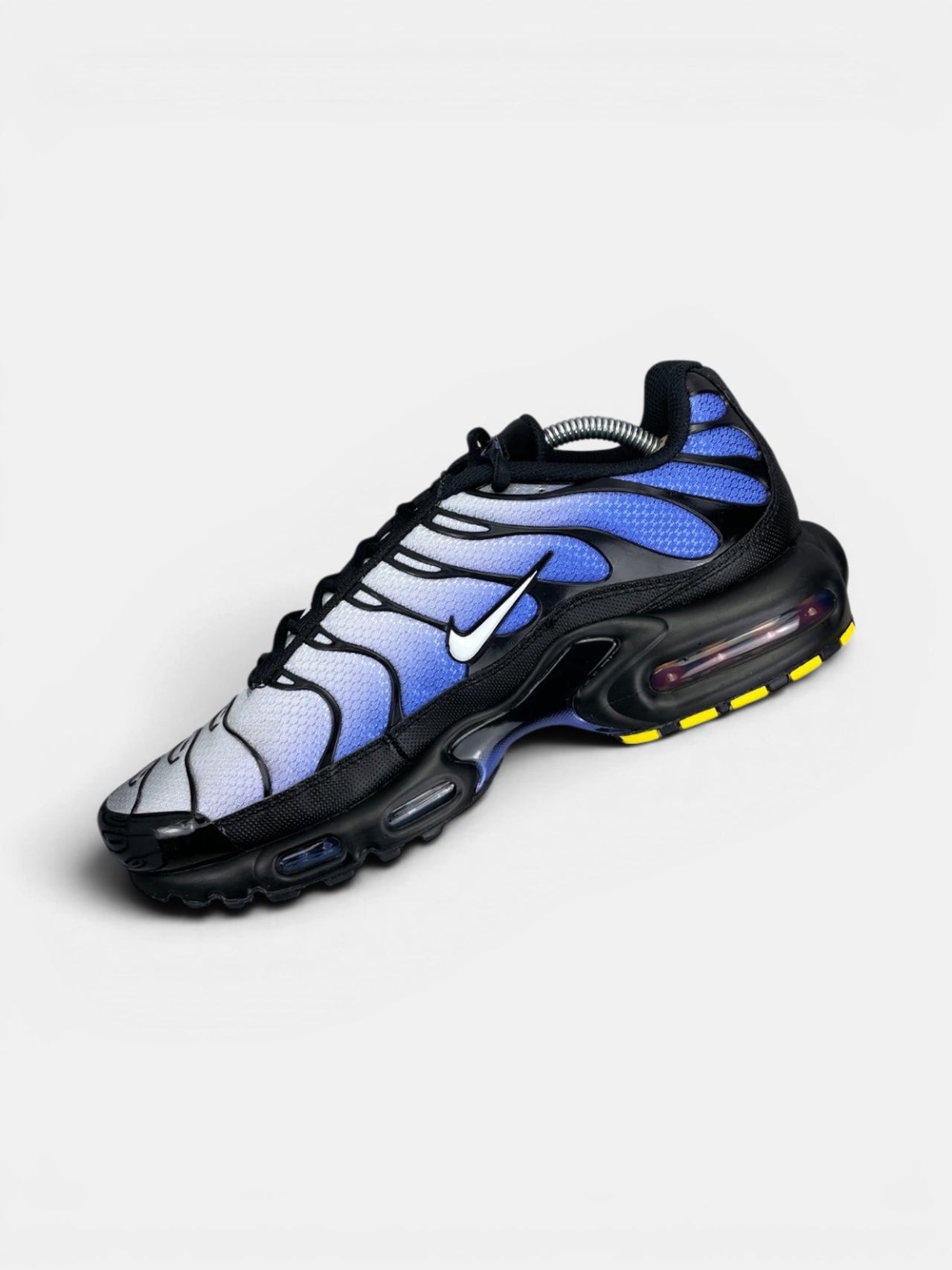 Nike Air Max Plus Black/Sapphire — buty sportowe męskie w bardzo dobrym stanie rozmiar 44, wewnętrzny panel prawego buta
