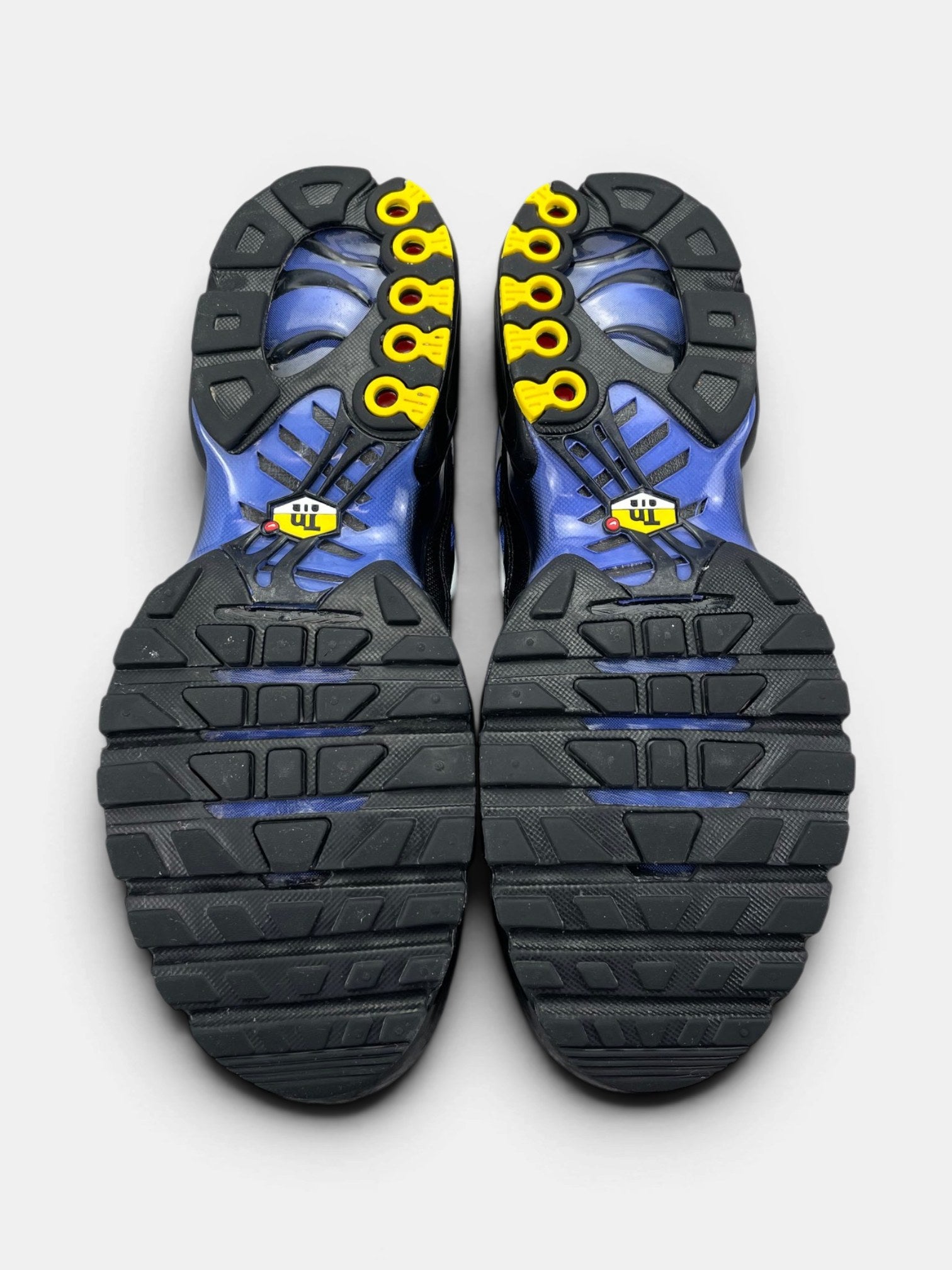 Nike Air Max Plus Black/Sapphire — buty sportowe męskie w bardzo dobrym stanie rozmiar 44, podeszwa