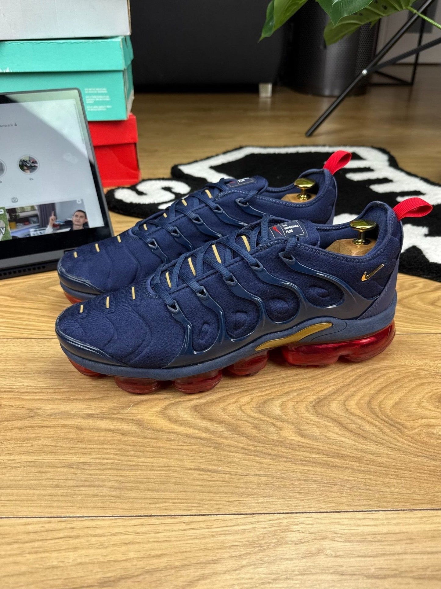 Nike Air VaporMax Plus Midnight Navy — buty sportowe męskie w bardzo dobrym stanie rozmiar 45, wewnętrzny panel lewego buta