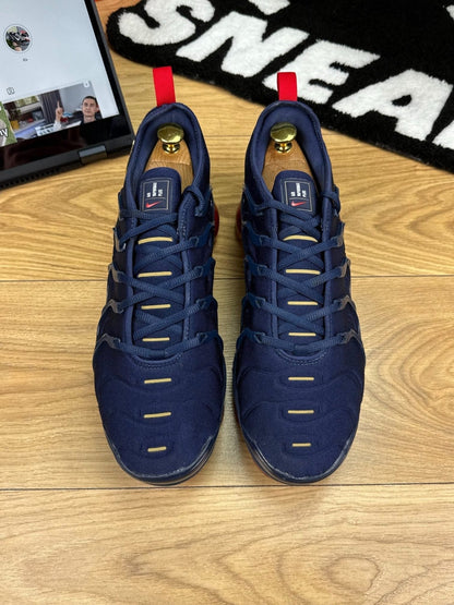 Nike Air VaporMax Plus Midnight Navy — buty sportowe męskie w bardzo dobrym stanie rozmiar 45, wewnętrzny panel prawego buta