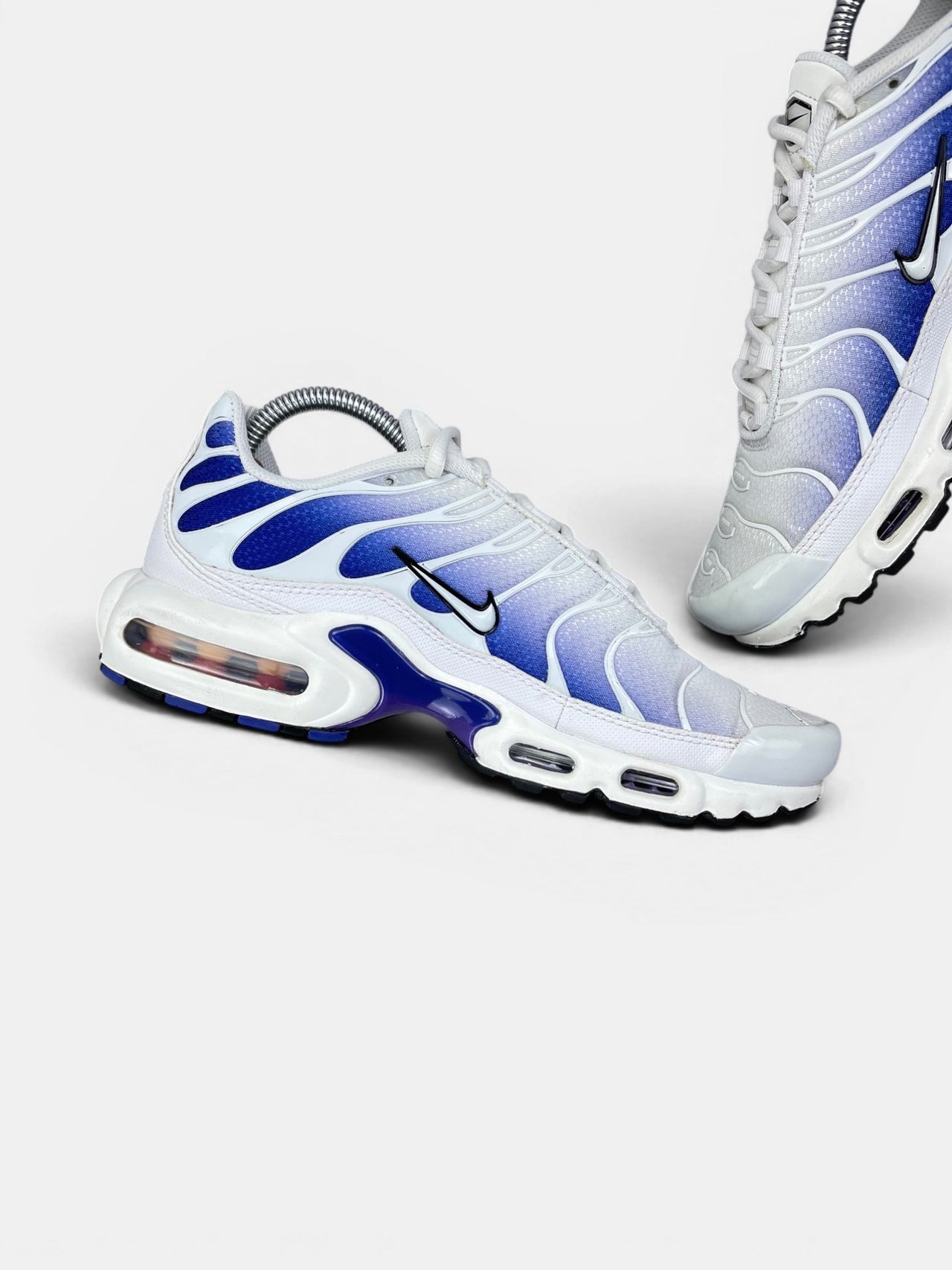 Nike Air Max Plus White Wild Grape — buty sportowe męskie w bardzo dobrym stanie rozmiar 41, wewnętrzny panel lewego buta
