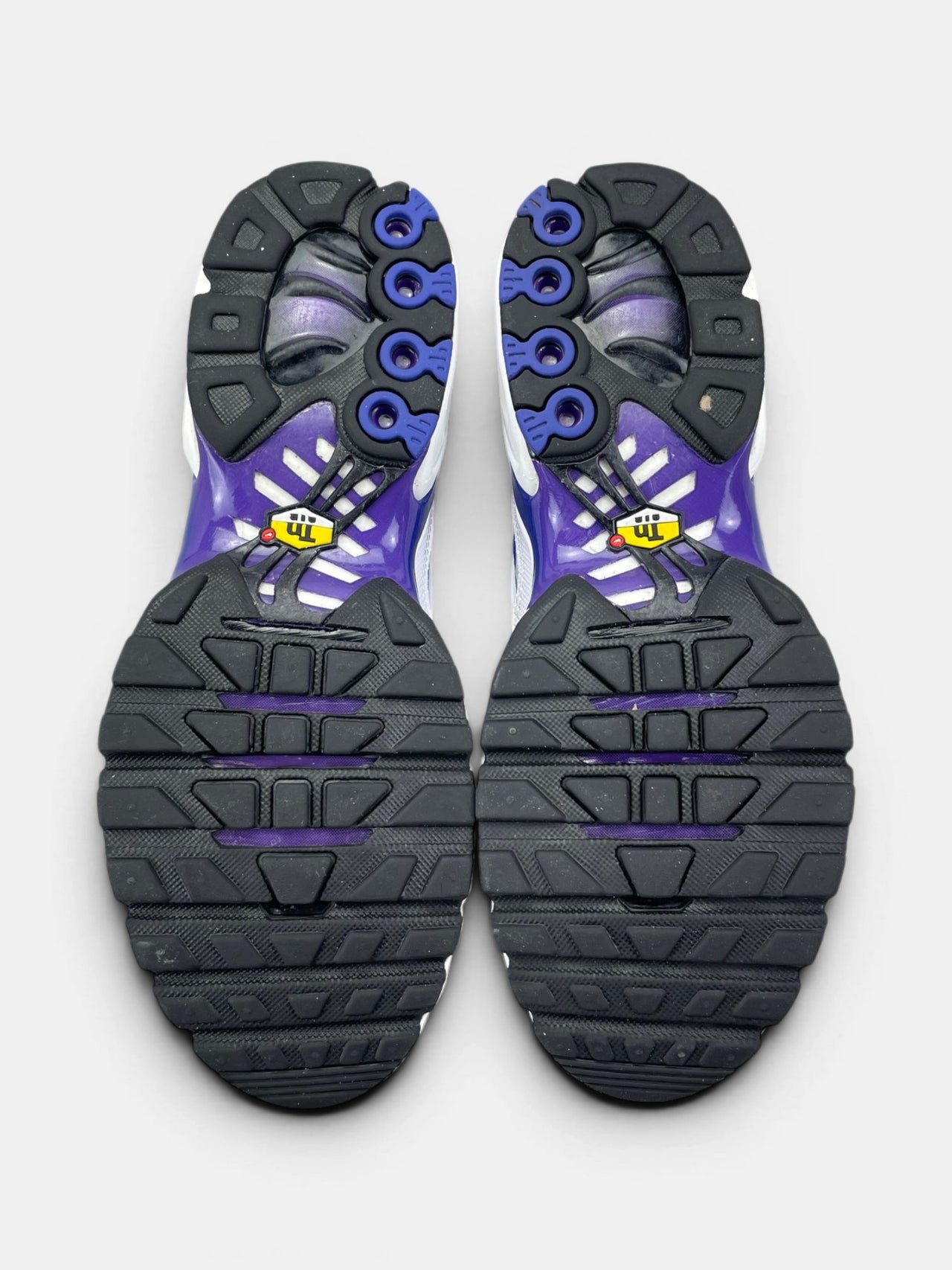 Nike Air Max Plus White Wild Grape — buty sportowe męskie w bardzo dobrym stanie rozmiar 41, podeszwa