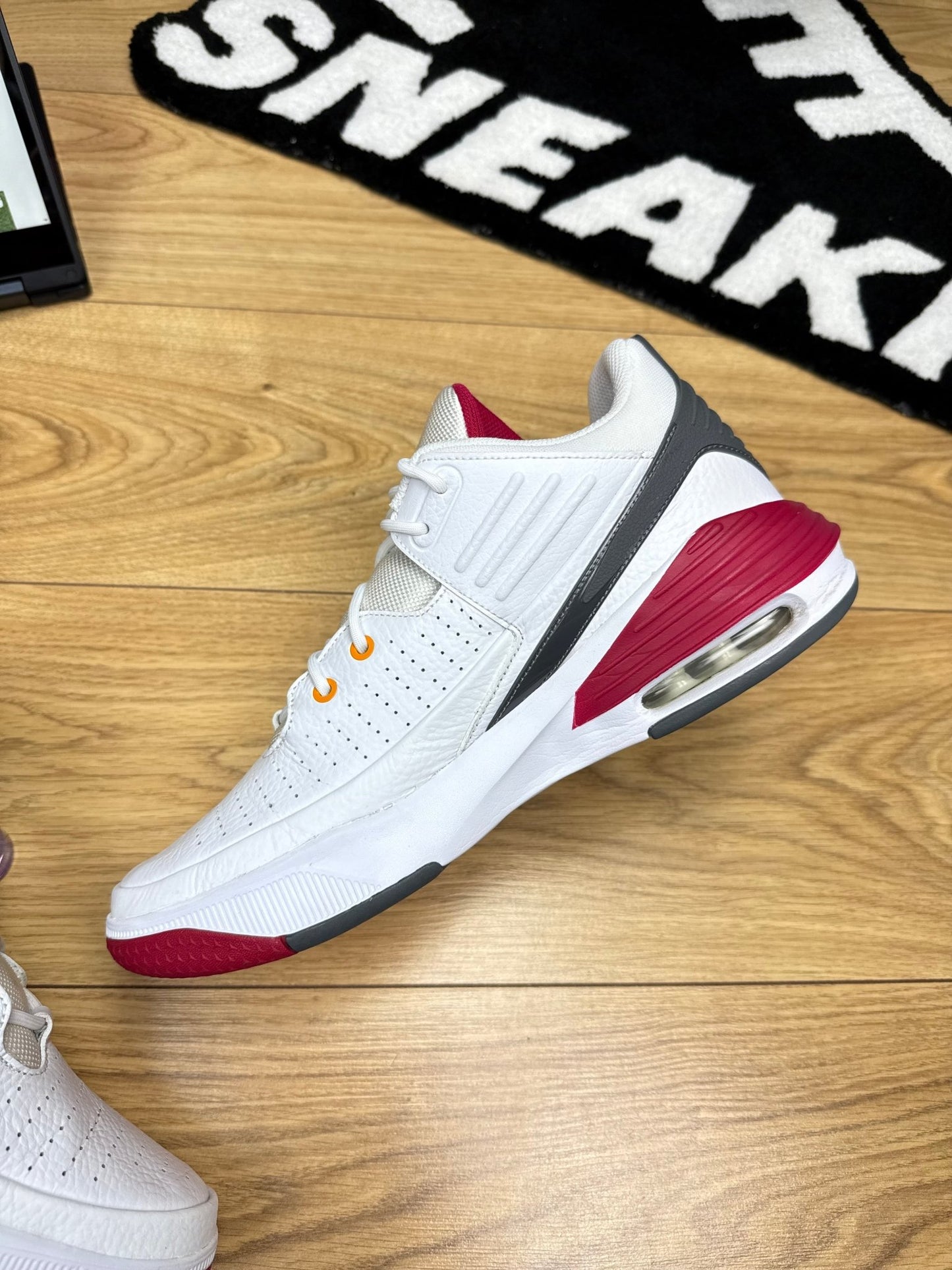 Nike Air Jordan Max Aura 5 (46)