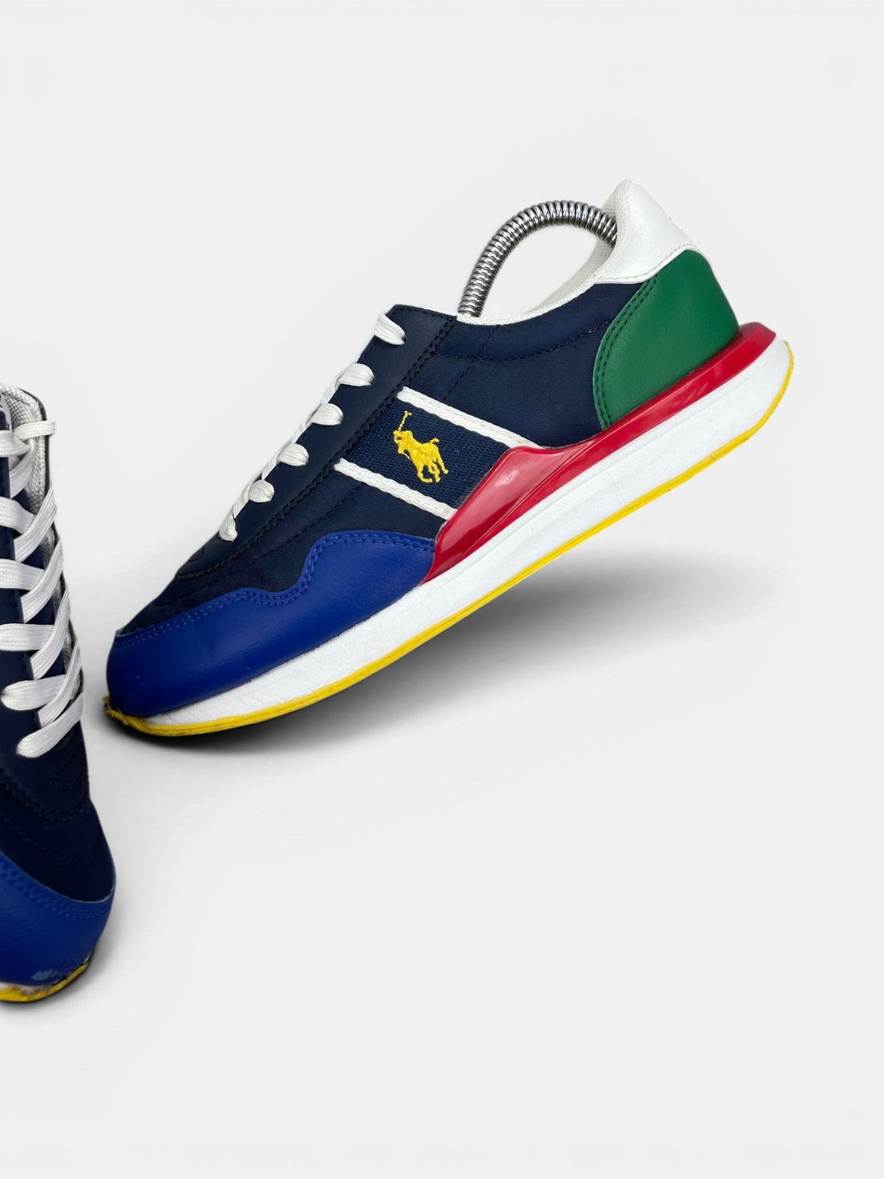 Polo Ralph Lauren Train 89 Sport — buty sportowe dziecięce w bardzo dobrym stanie rozmiar 37, widok z góry na wewnętrzną stronę butów