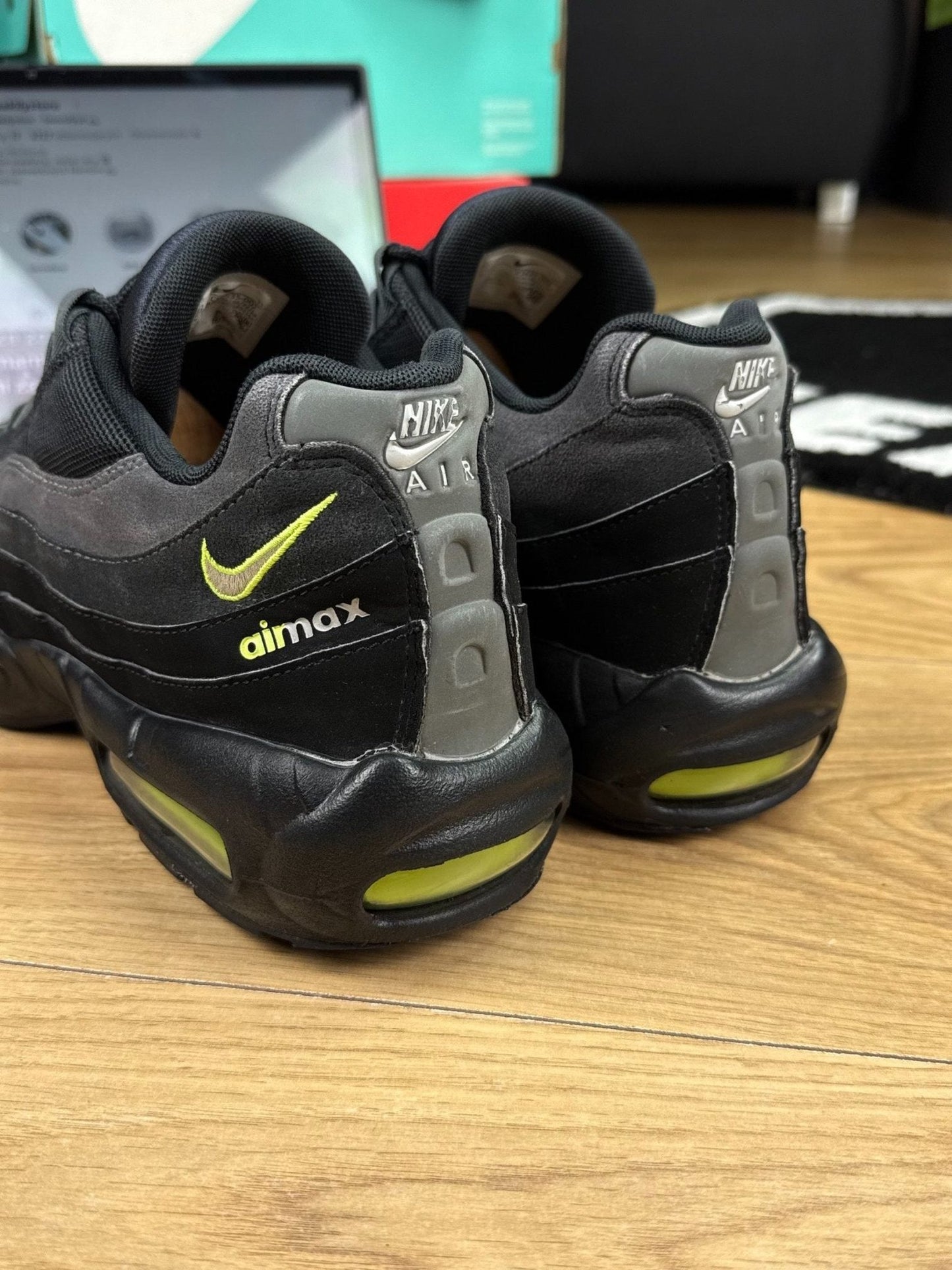 Nike Air Max 95 Black Volt — buty sportowe męskie w bardzo dobrym stanie rozmiar 46, podeszwa