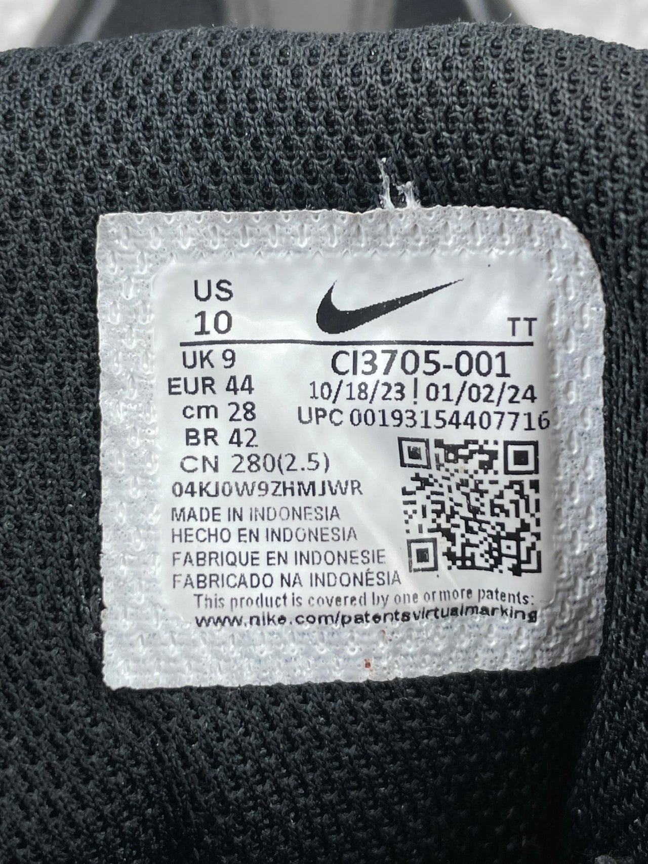Nike Air Max 95 Essential Triple Black — buty sportowe męskie w bardzo dobrym stanie rozmiar 44, opcjonalne zdjęcie 2