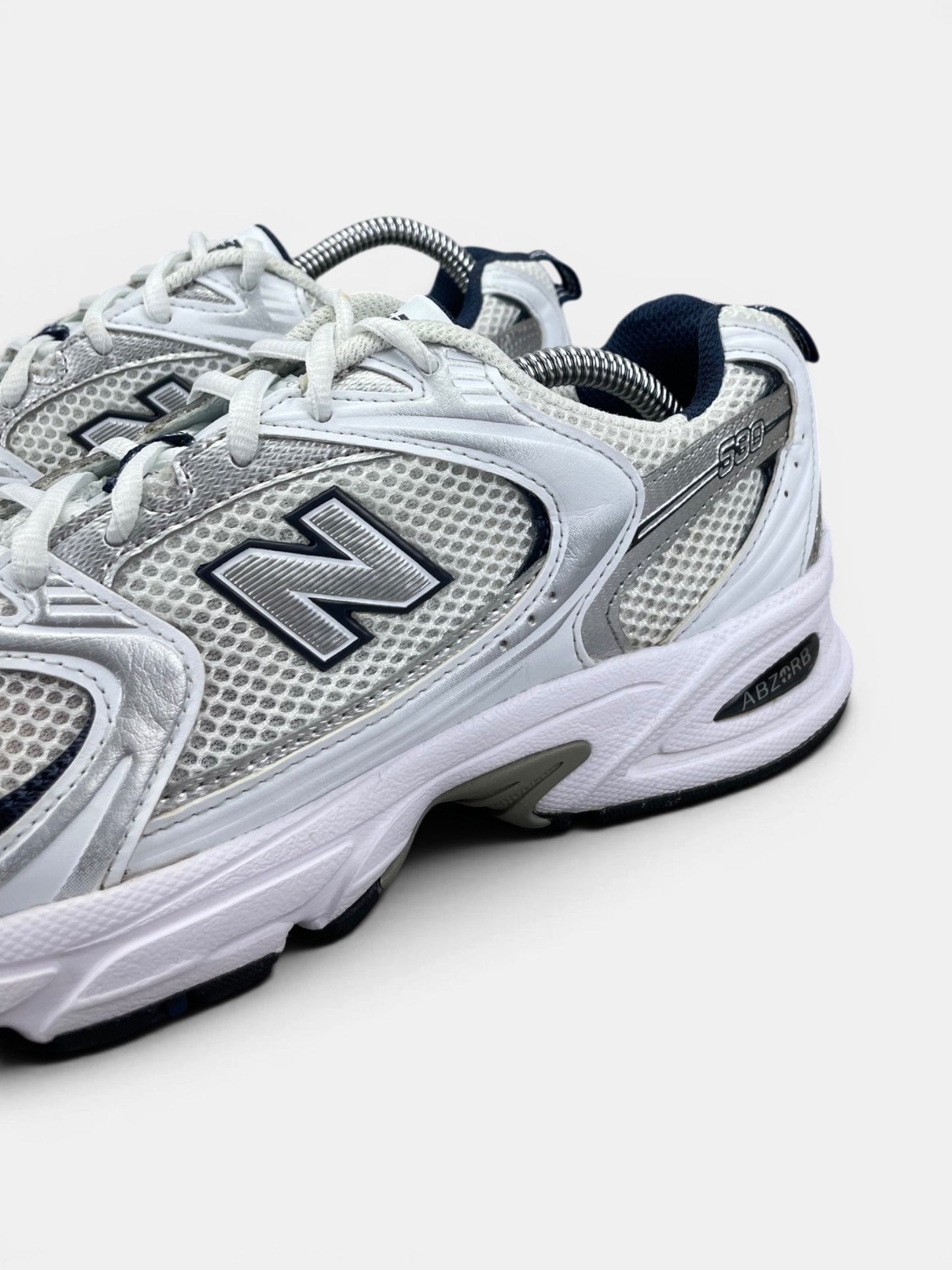 New Balance 530 — buty sportowe damskie w bardzo dobrym stanie rozmiar 40, opcjonalne zdjęcie 1