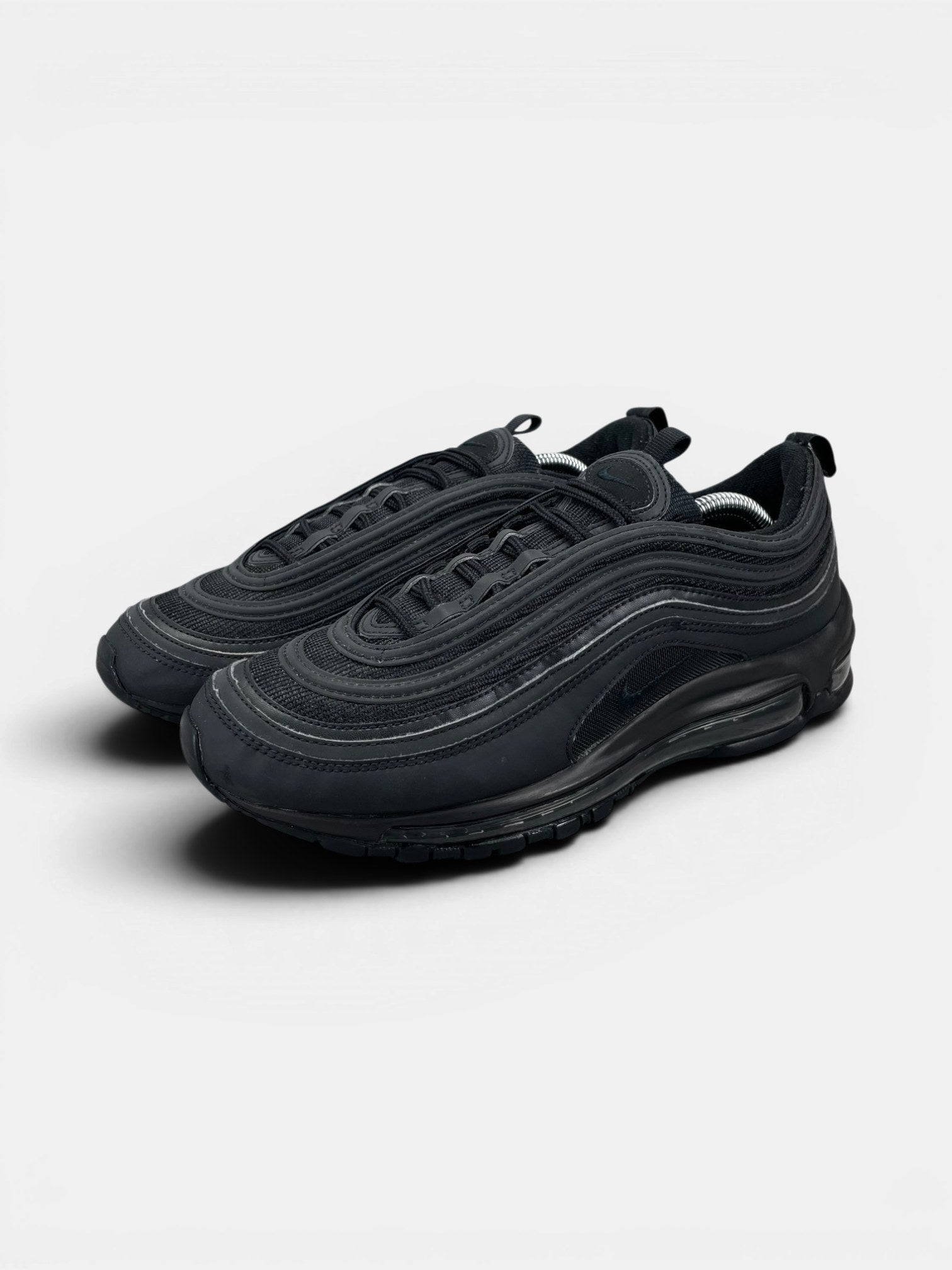 Nike Air Max 97 Triple Black AM97 Triple Black — buty sportowe męskie w bardzo dobrym stanie rozmiar 42, widok z boku