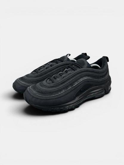 Nike Air Max 97 Triple Black AM97 Triple Black — buty sportowe męskie w bardzo dobrym stanie rozmiar 42, widok z boku
