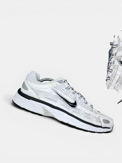 Nike P-6000 P-6000 Metallic Silver — buty sportowe męskie w bardzo dobrym stanie rozmiar 45, wewnętrzny panel lewego buta