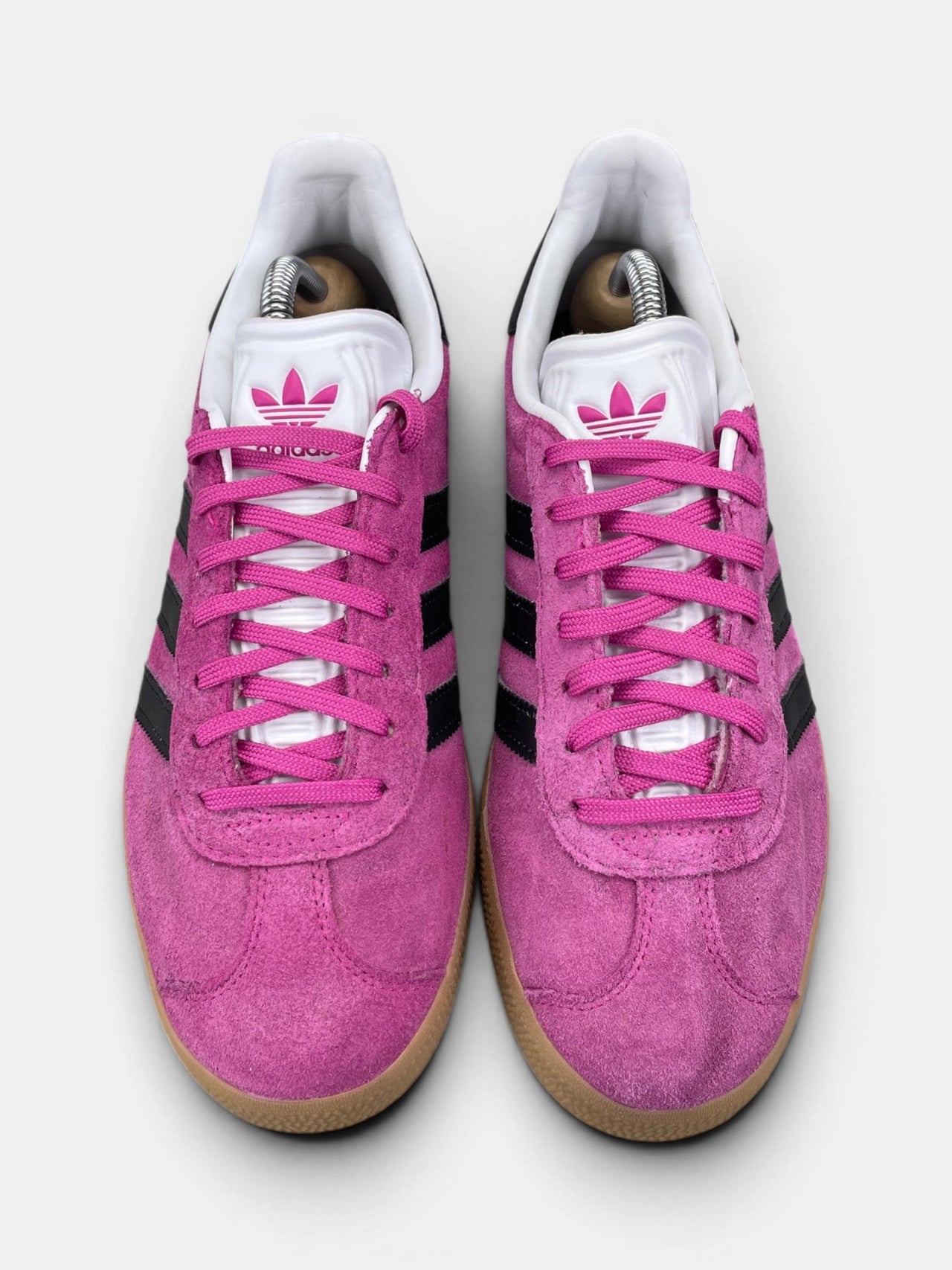 Adidas Gazelle — buty sportowe damskie w bardzo dobrym stanie rozmiar 40, widok z góry