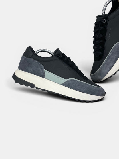 Calvin Klein Low Top Lace Up — buty sportowe męskie nowe rozmiar 42, zewnętrzny panel lewego buta