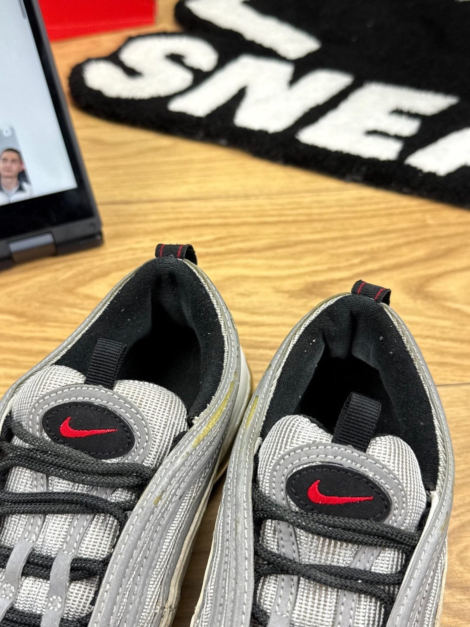 Nike Air Max 97 OG QS Silver Bullet Silver Bullet — buty sportowe męskie w bardzo dobrym stanie rozmiar 42, widok z boku