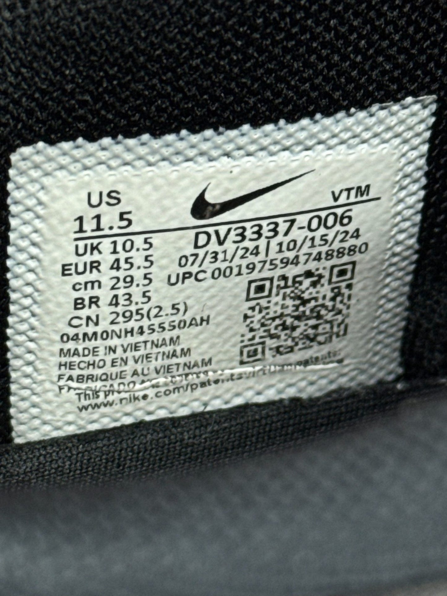Nike Air Max Dn Black Metallic Grey — buty sportowe męskie w bardzo dobrym stanie rozmiar 45.5, boczny profil