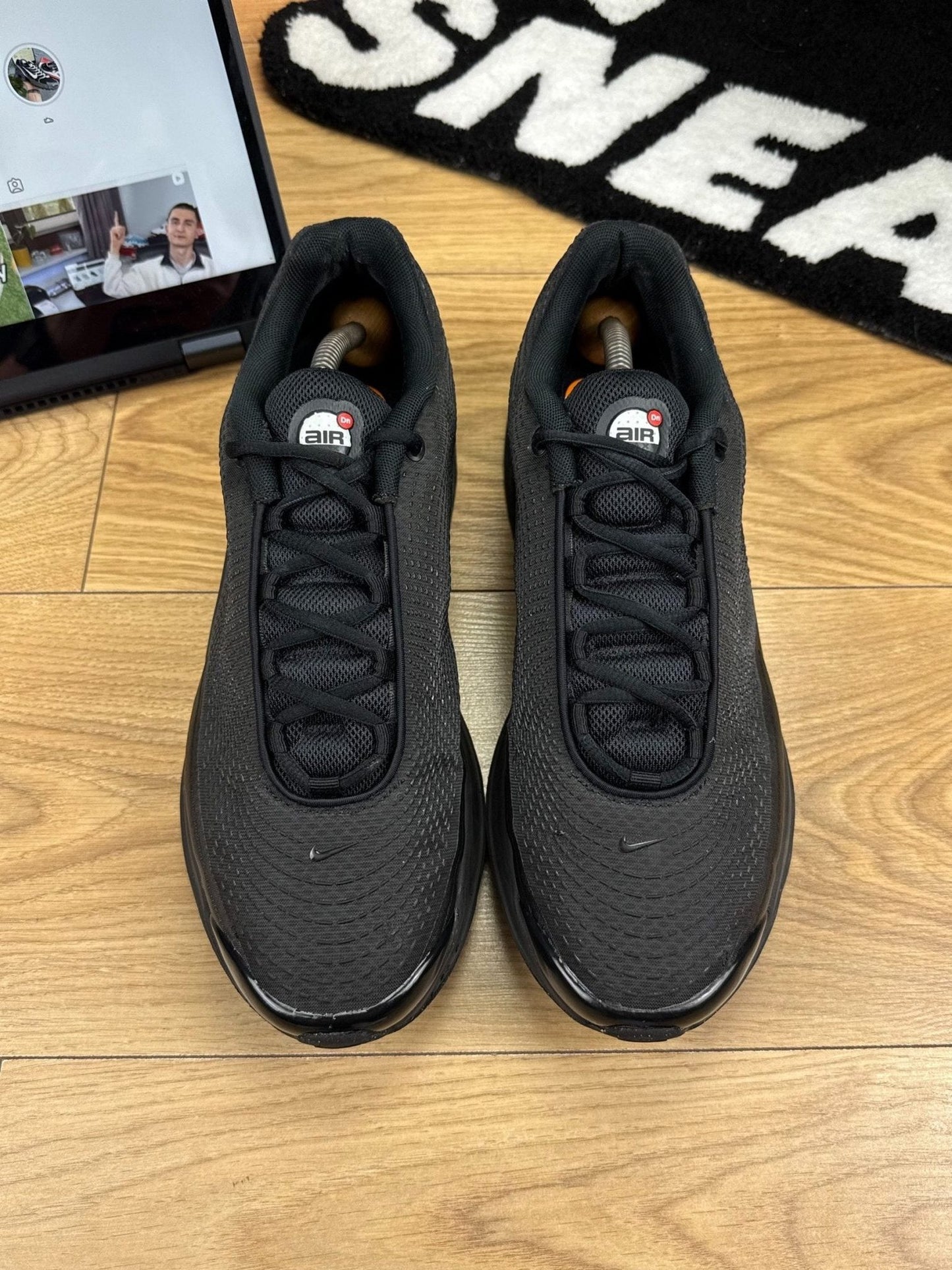 Nike Air Max Dn Black Metallic Grey — buty sportowe męskie w bardzo dobrym stanie rozmiar 45.5, podeszwa