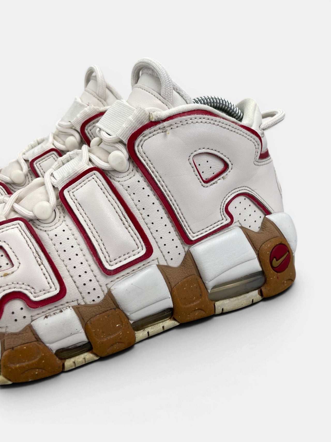 Nike Air More Uptempo Phantom Gym Red Gum — buty sportowe damskie w bardzo dobrym stanie rozmiar 39, opcjonalne zdjęcie 1