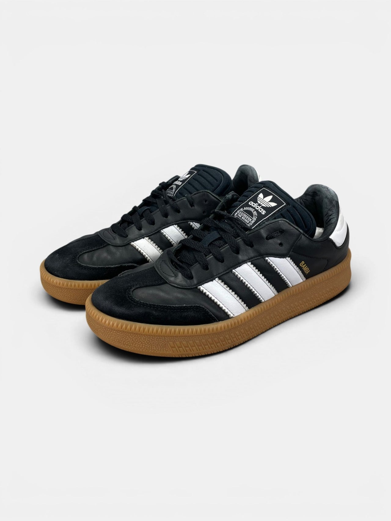 Adidas Samba XLG Black Gum — buty sportowe męskie w bardzo dobrym stanie rozmiar 42, widok z boku