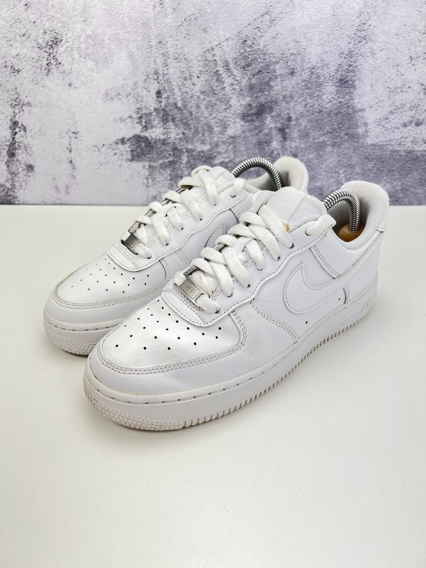 Nike Air Force 1 Low (38.5) - sneakilystore