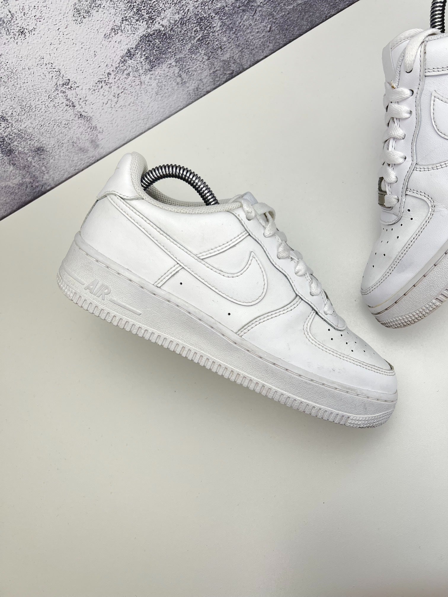 Nike Air Force 1 Low (38.5) - sneakilystore