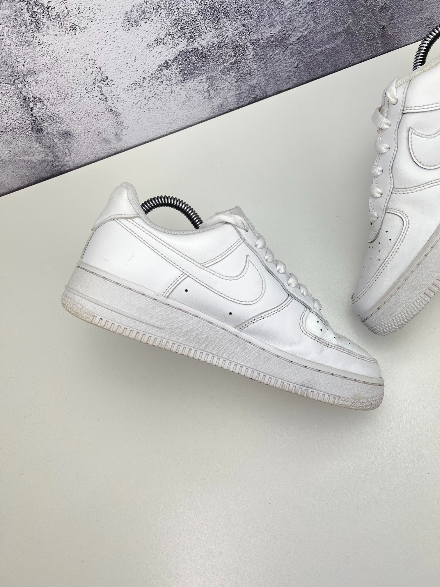 Nike Air Force 1 Low (38.5) - sneakilystore
