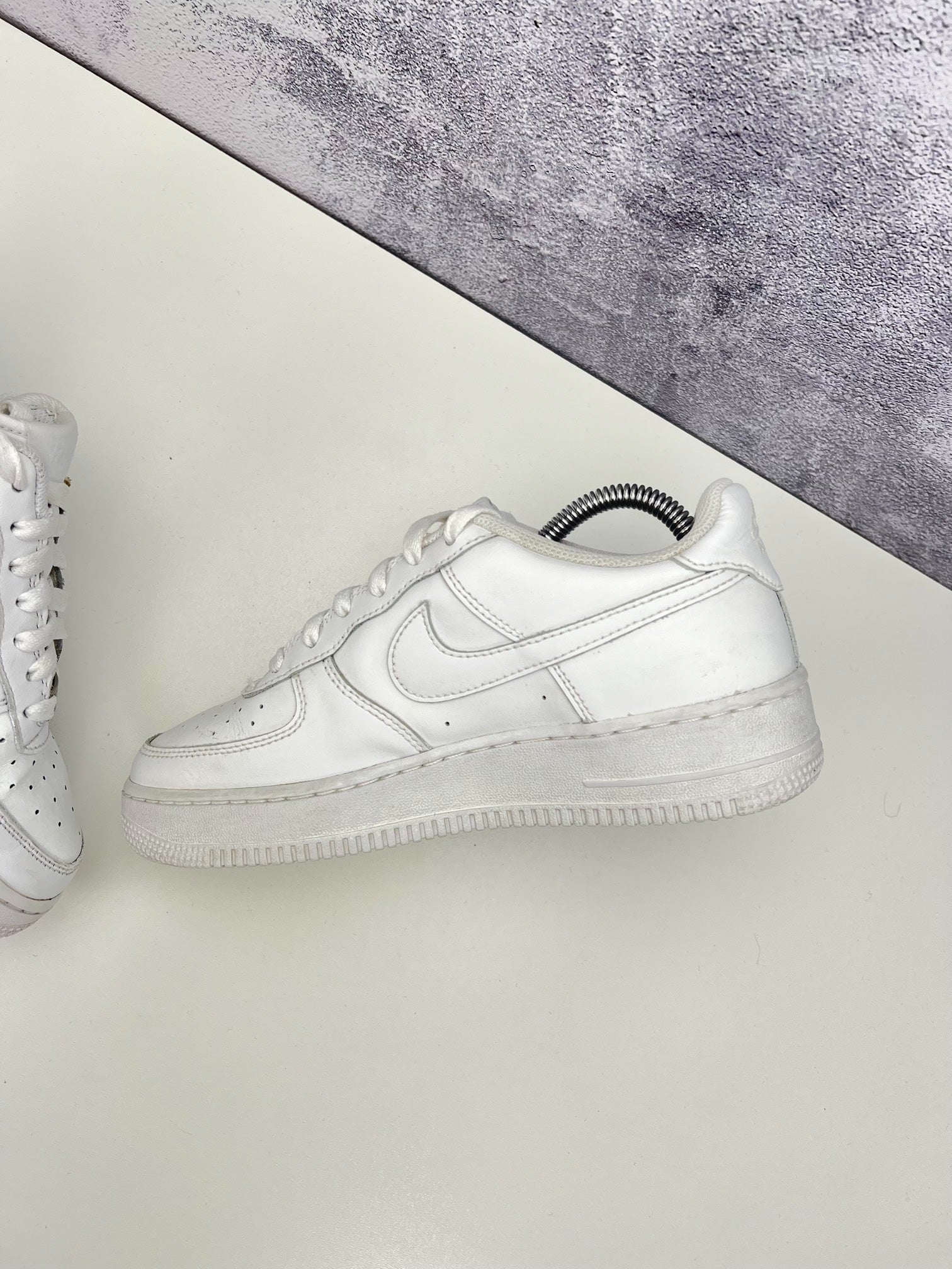 Nike Air Force 1 Low (38.5) - sneakilystore