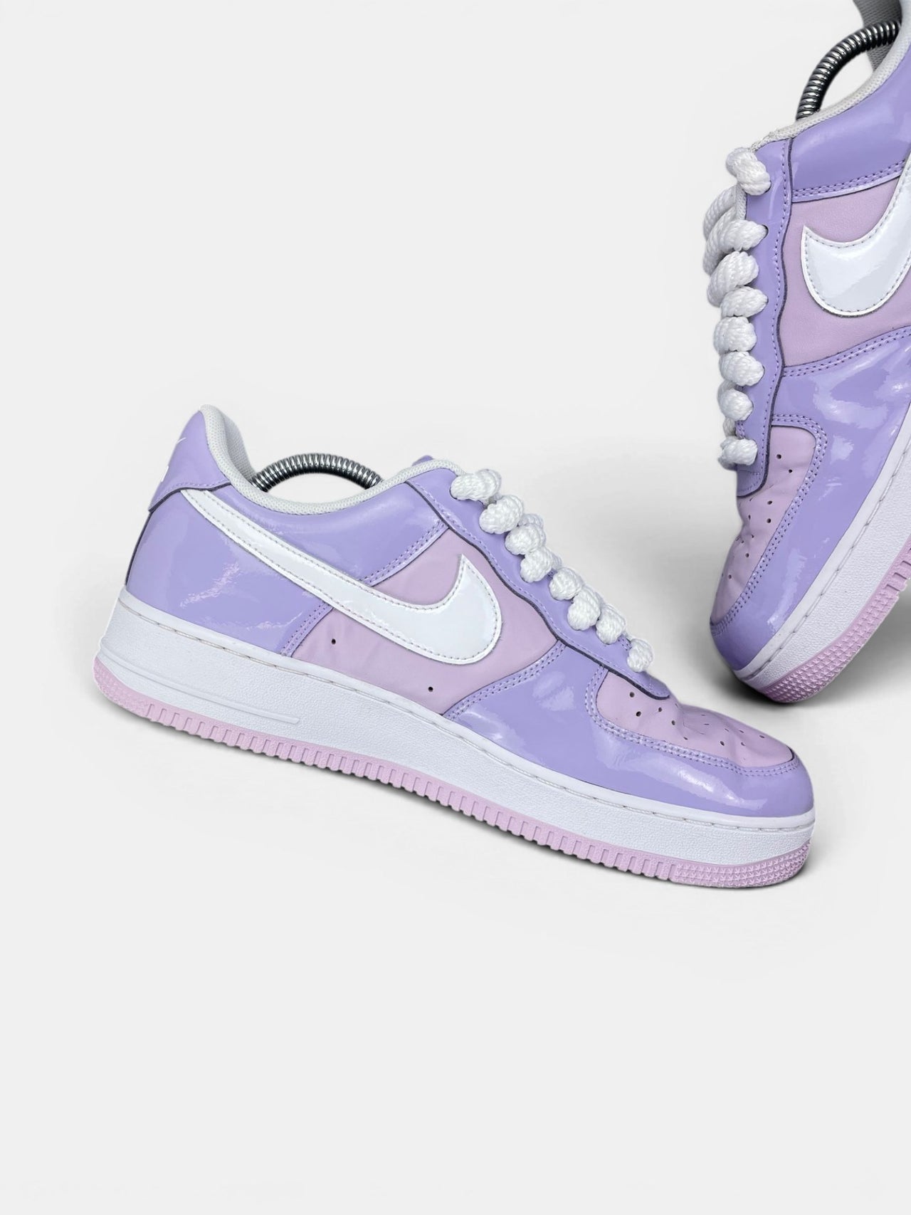Nike Air Force 1 Low Hydrangeas — buty sportowe męskie w bardzo dobrym stanie rozmiar 42.5, wewnętrzny panel lewego buta