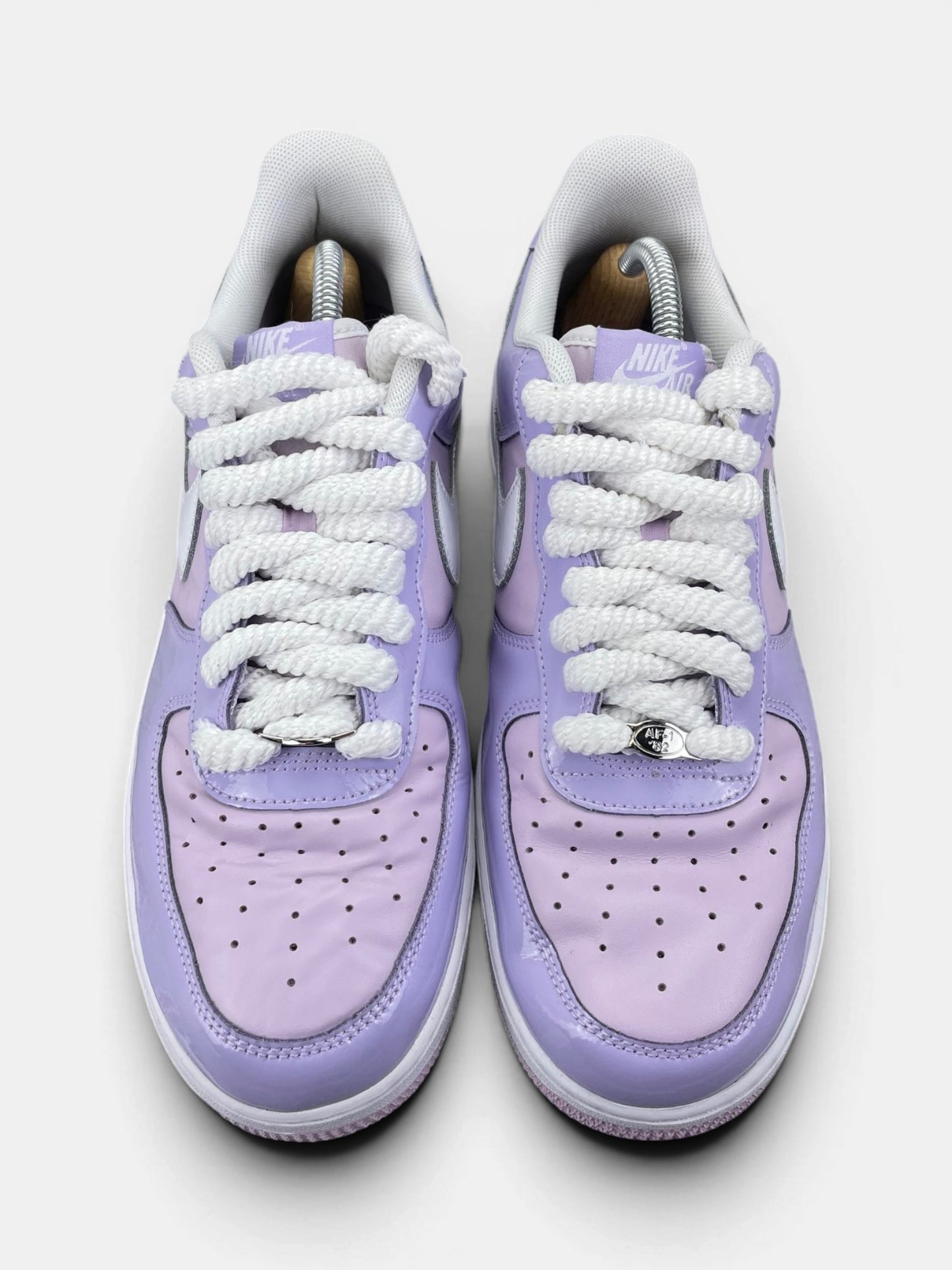 Nike Air Force 1 Low Hydrangeas — buty sportowe męskie w bardzo dobrym stanie rozmiar 42.5, widok z góry