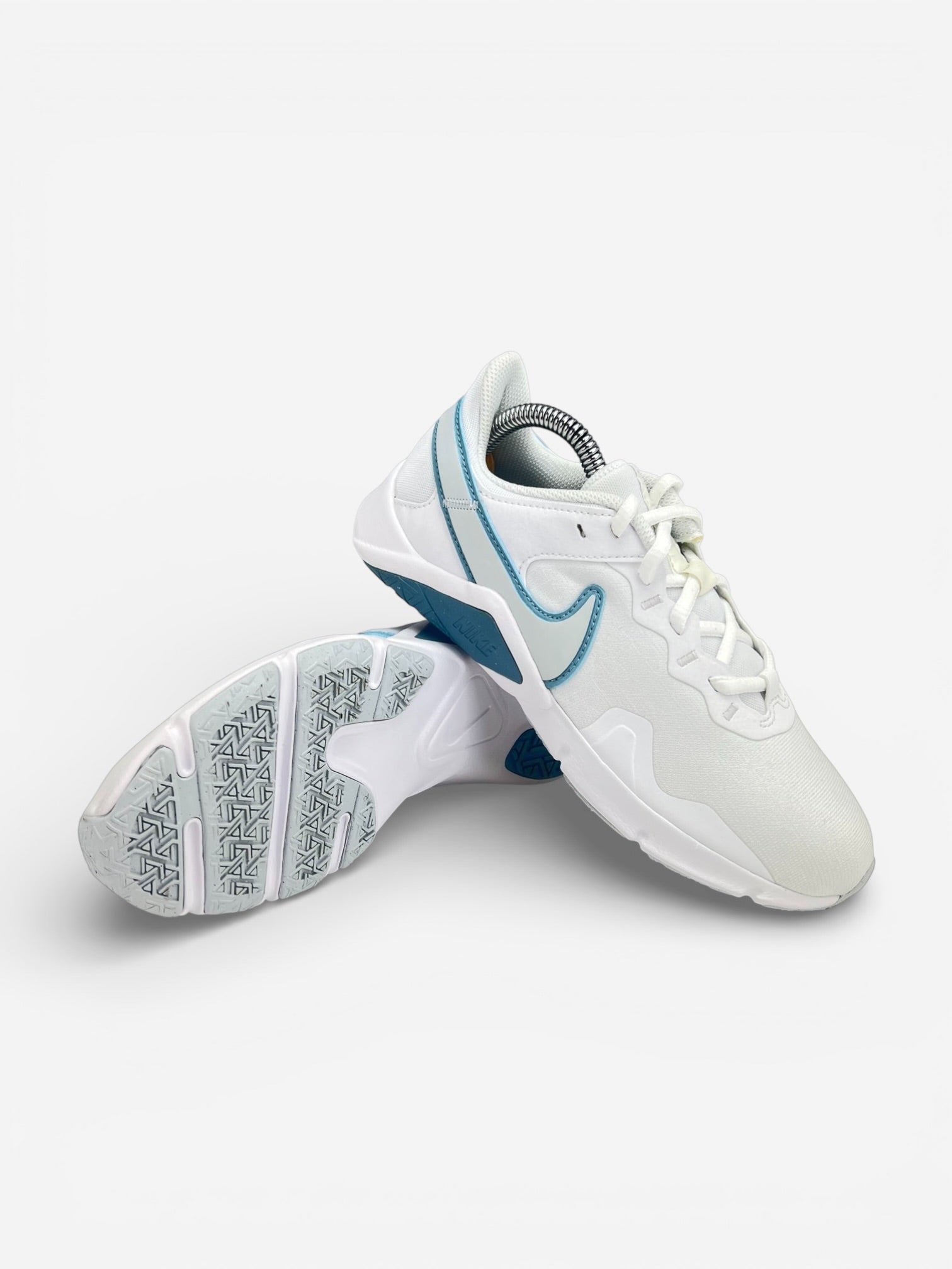 Nike Legend Essential 2 (36.5) - sneakilystore