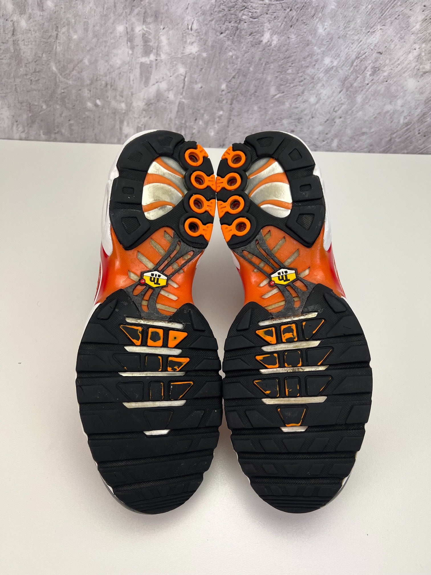 Nike Air Max Plus (42.5) - sneakilystore