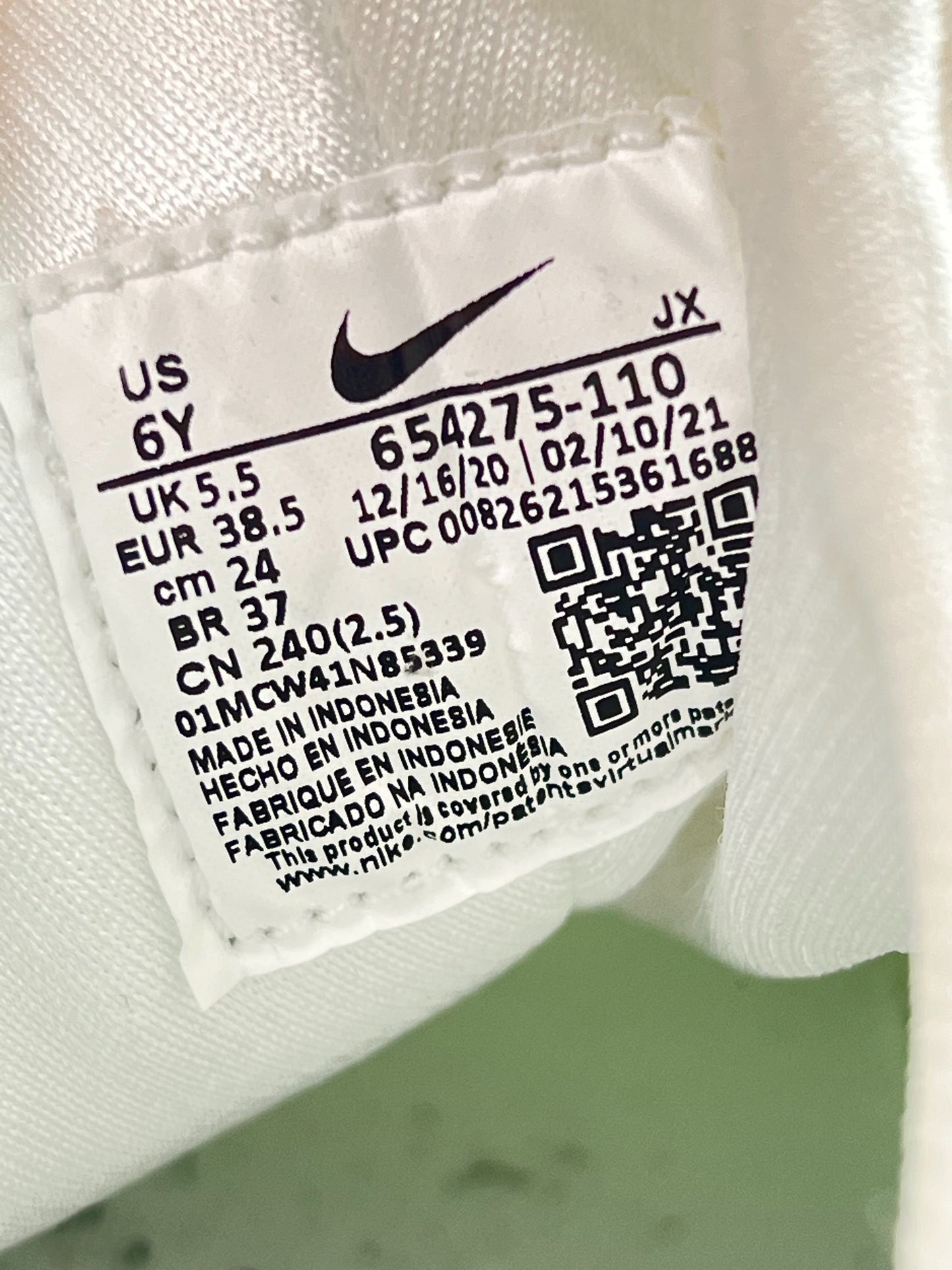 Nike Huarache Run (38.5) - sneakilystore