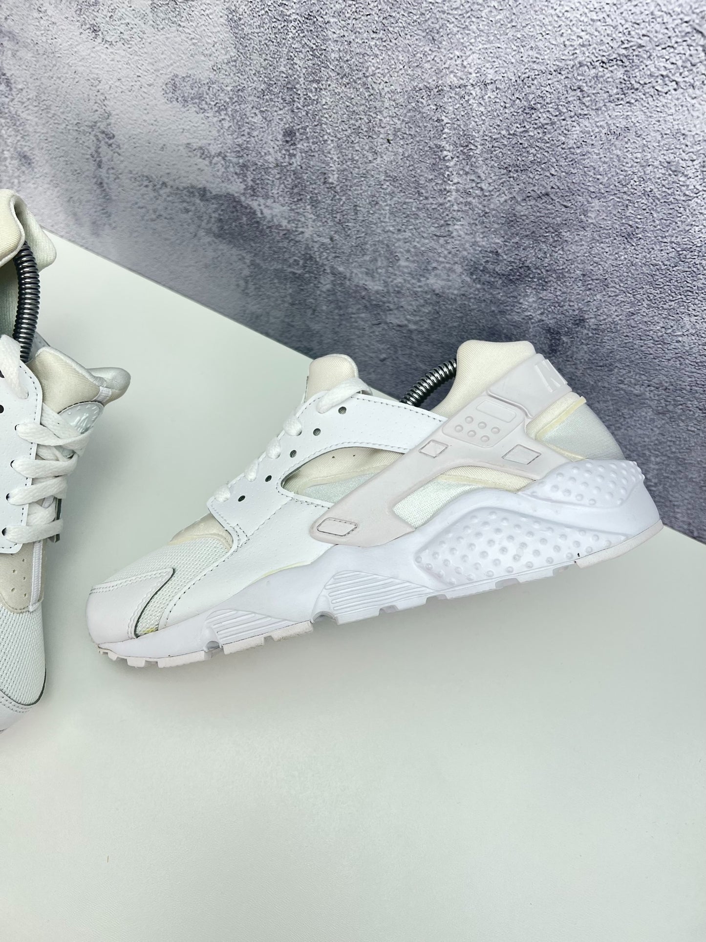 Nike Huarache Run (38.5) - sneakilystore