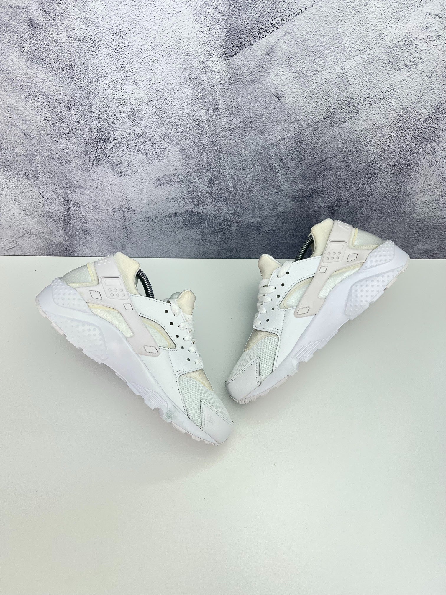 Nike Huarache Run (38.5) - sneakilystore