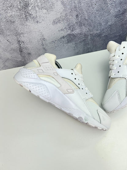 Nike Huarache Run (38.5) - sneakilystore