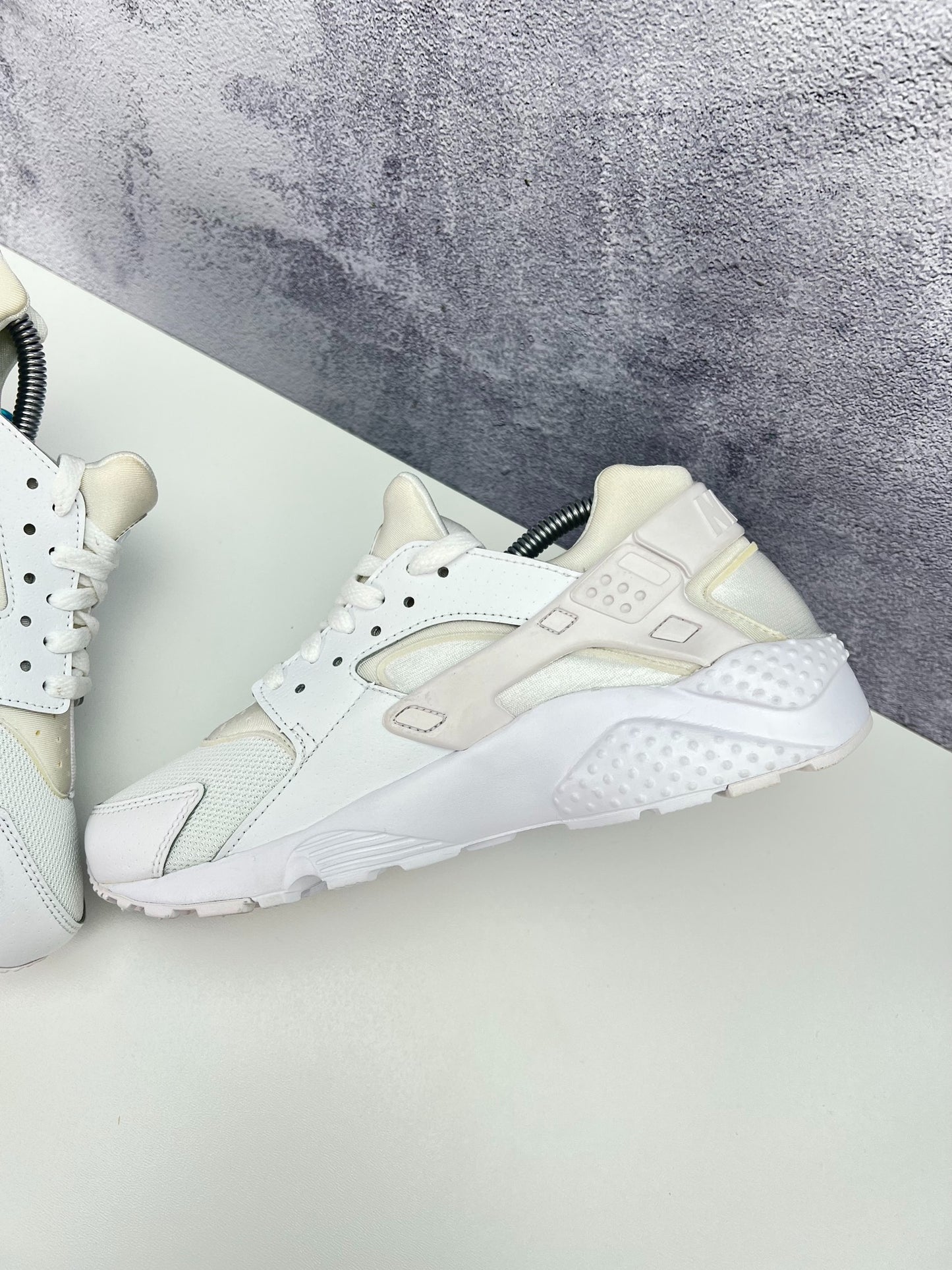 Nike Huarache Run (38.5) - sneakilystore