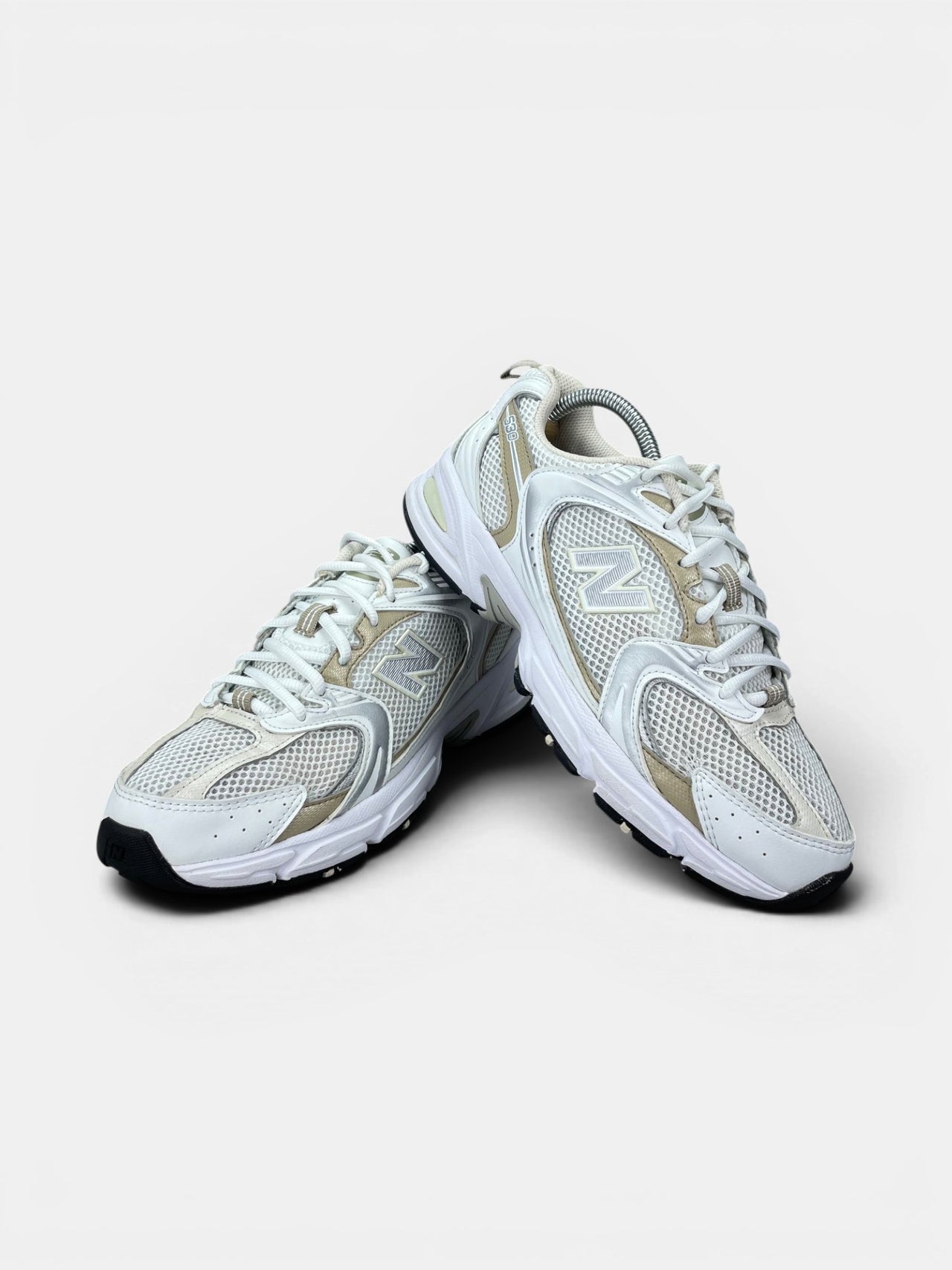 New Balance 530 — buty sportowe damskie w bardzo dobrym stanie rozmiar 40.5, boczny profil