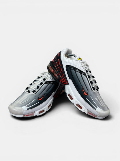 Nike Air Max Plus 3 Team Orange — buty sportowe męskie w bardzo dobrym stanie rozmiar 43, boczny profil