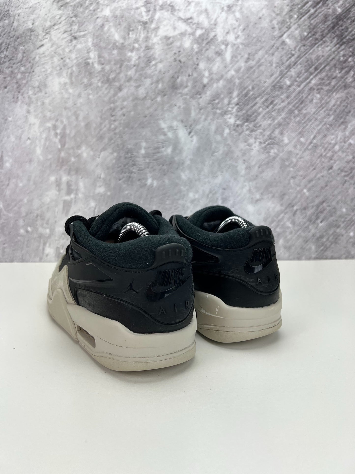 Nike Air Jordan 4 RM (40) - sneakilystore