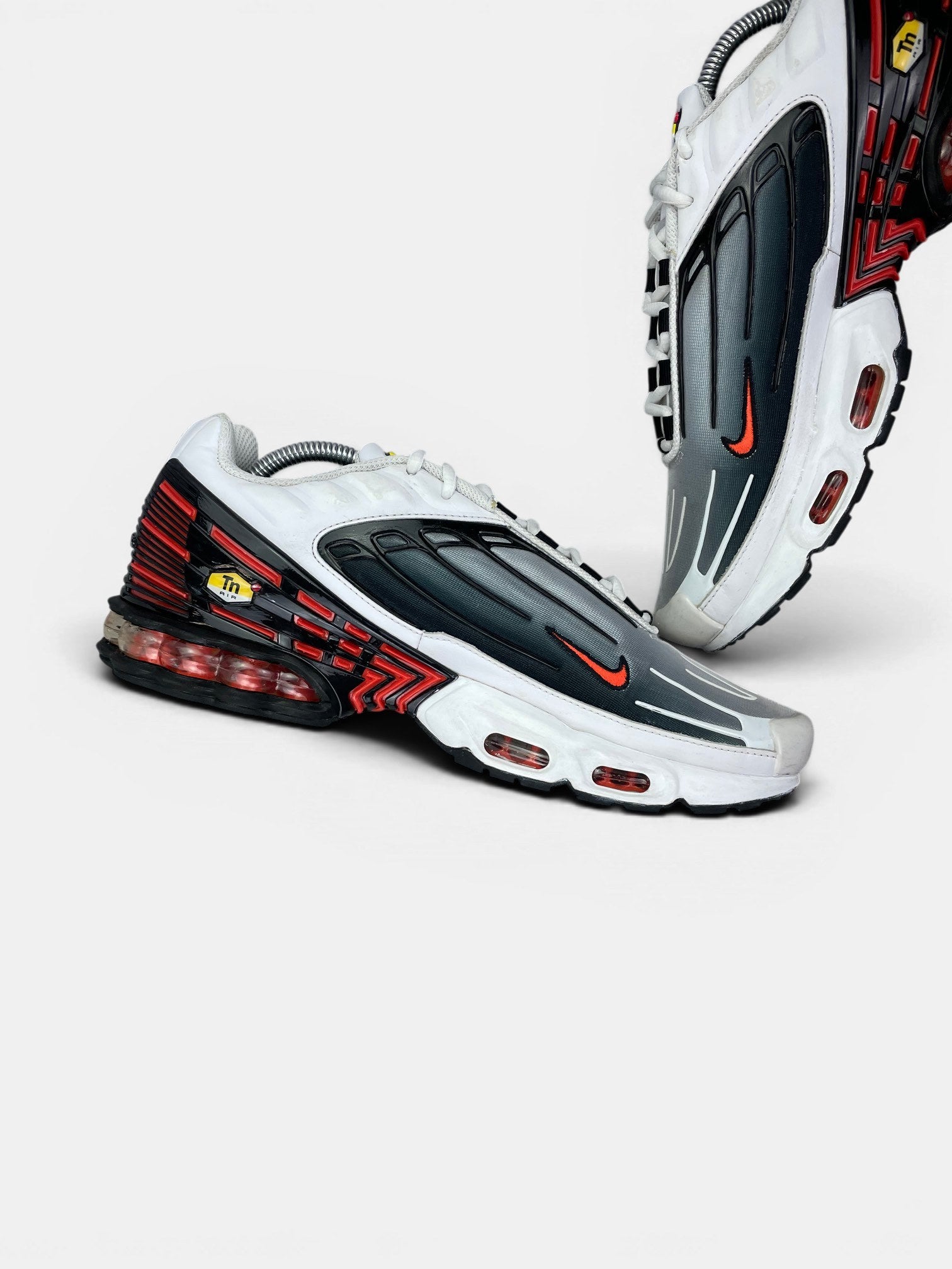 Nike Air Max Plus 3 Team Orange — buty sportowe męskie w bardzo dobrym stanie rozmiar 43, wewnętrzny panel lewego buta