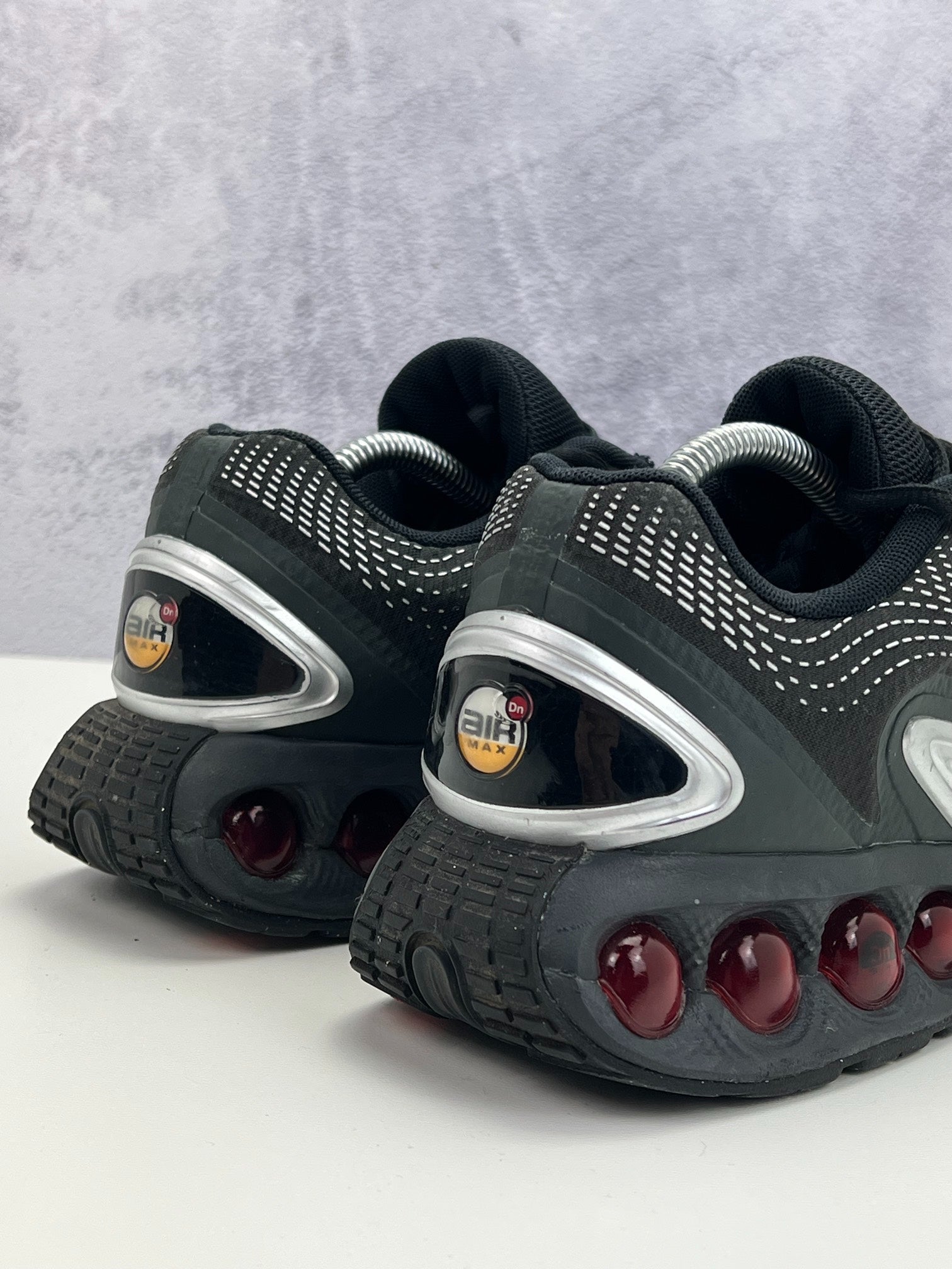 Nike Air Max Dn (42.5) - sneakilystore