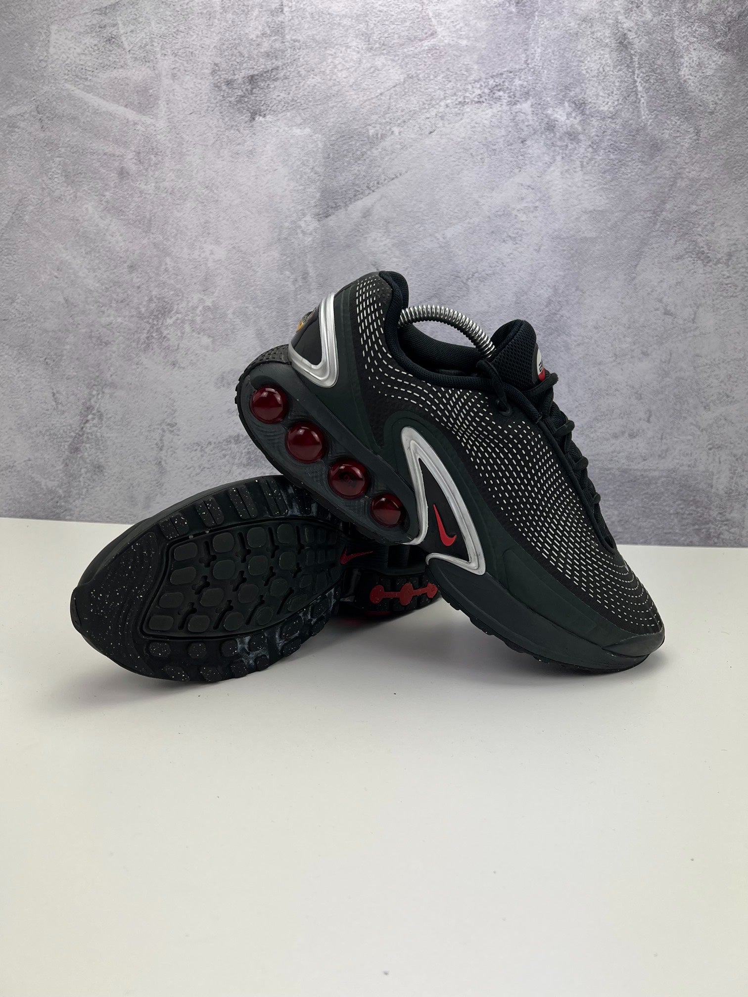Nike Air Max Dn (42.5) - sneakilystore