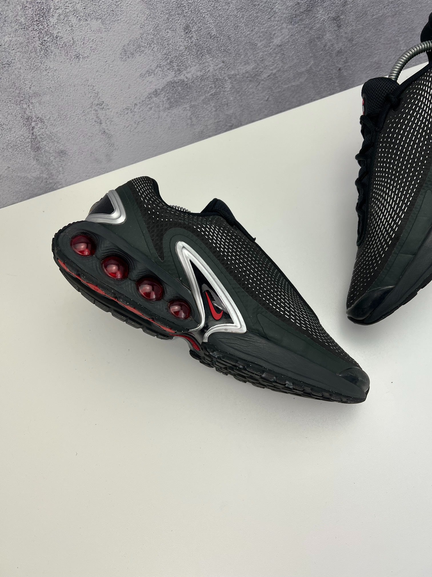 Nike Air Max Dn (42.5) - sneakilystore