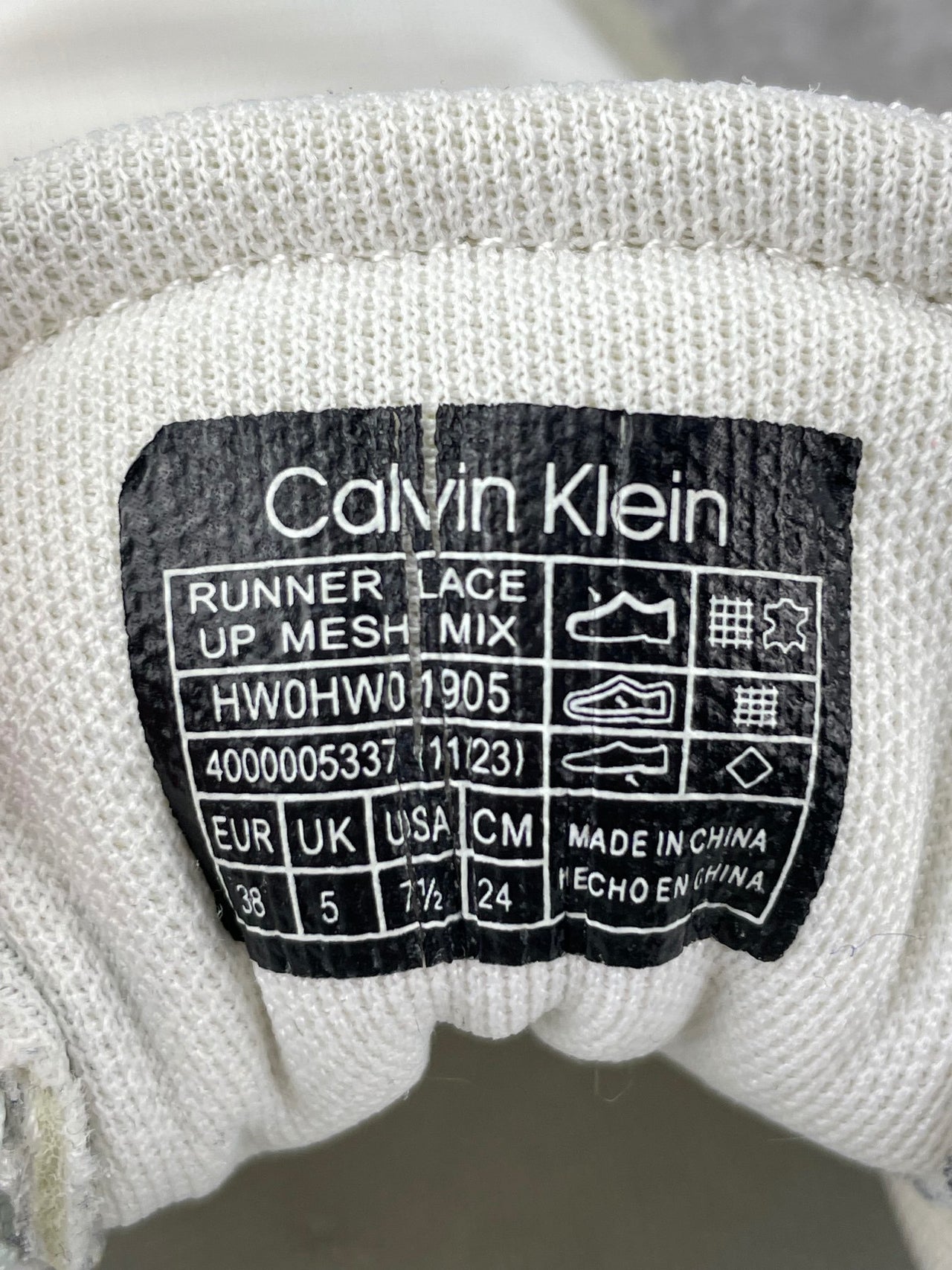 Calvin Klein Sneakers — buty sportowe damskie w bardzo dobrym stanie rozmiar 38, opcjonalne zdjęcie 2