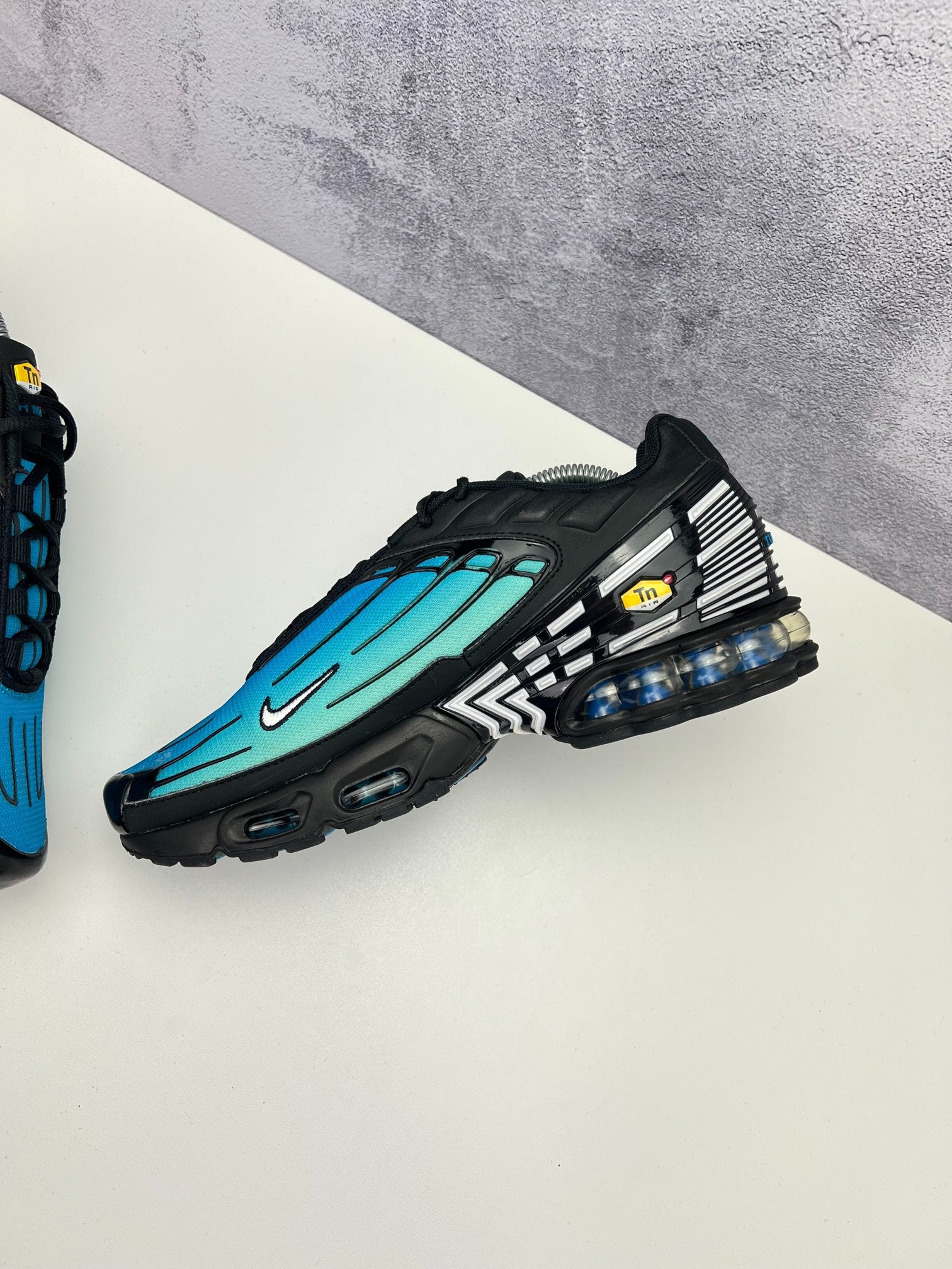 Nike Air Max Plus 3 (43) - sneakilystore