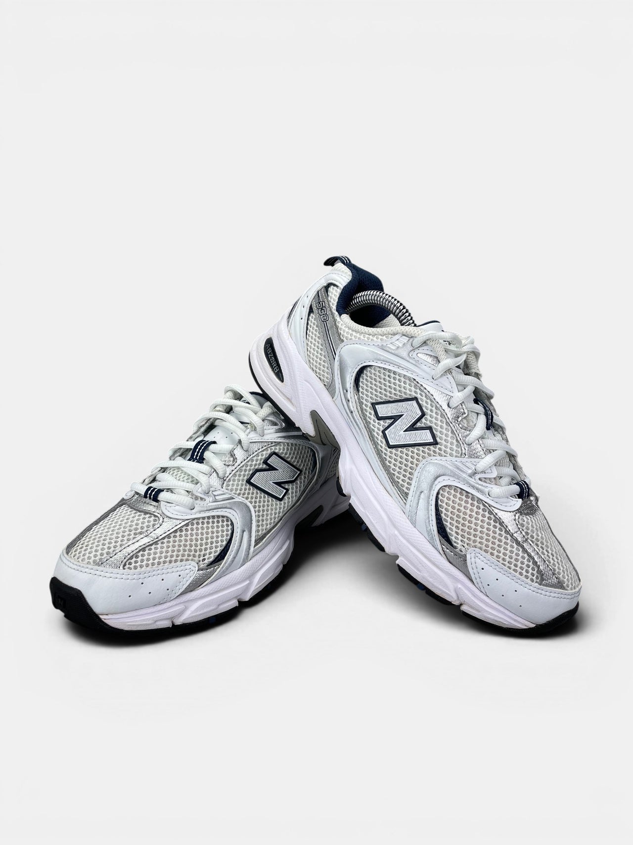 New Balance 530 — buty sportowe damskie w bardzo dobrym stanie rozmiar 38, boczny profil
