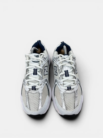 New Balance 530 — buty sportowe damskie w bardzo dobrym stanie rozmiar 38, widok z góry