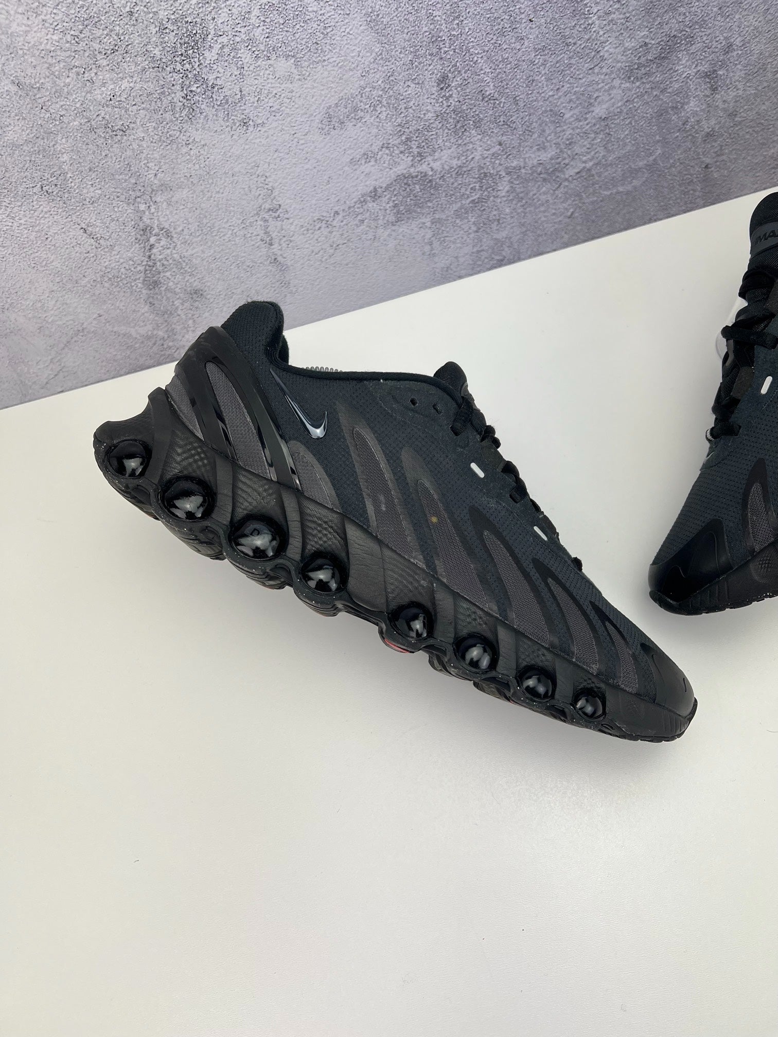 Nike Air Max Dn8 (44.5) - sneakilystore